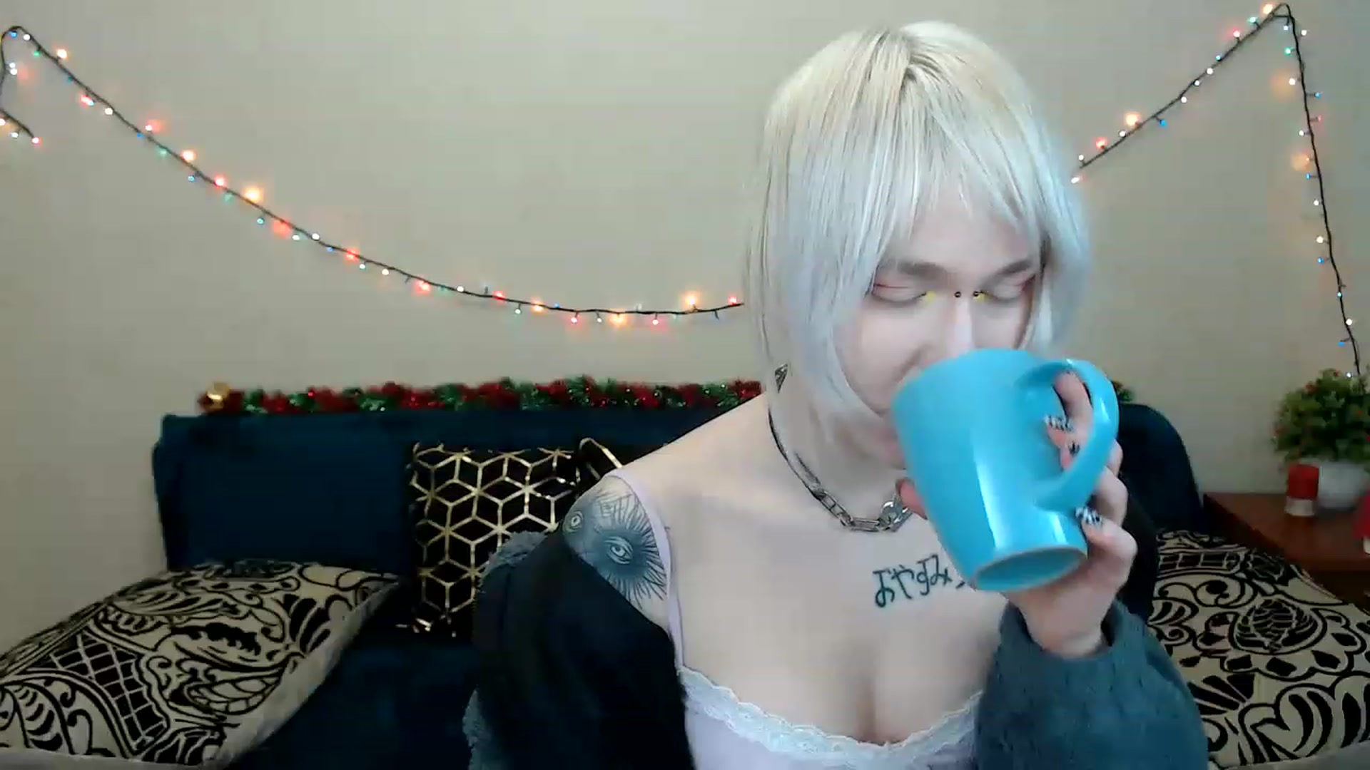 Gallery image thumbnail from Killinna's myfreecams stream on, 01/12/2023, 18:16 image 11 of 20