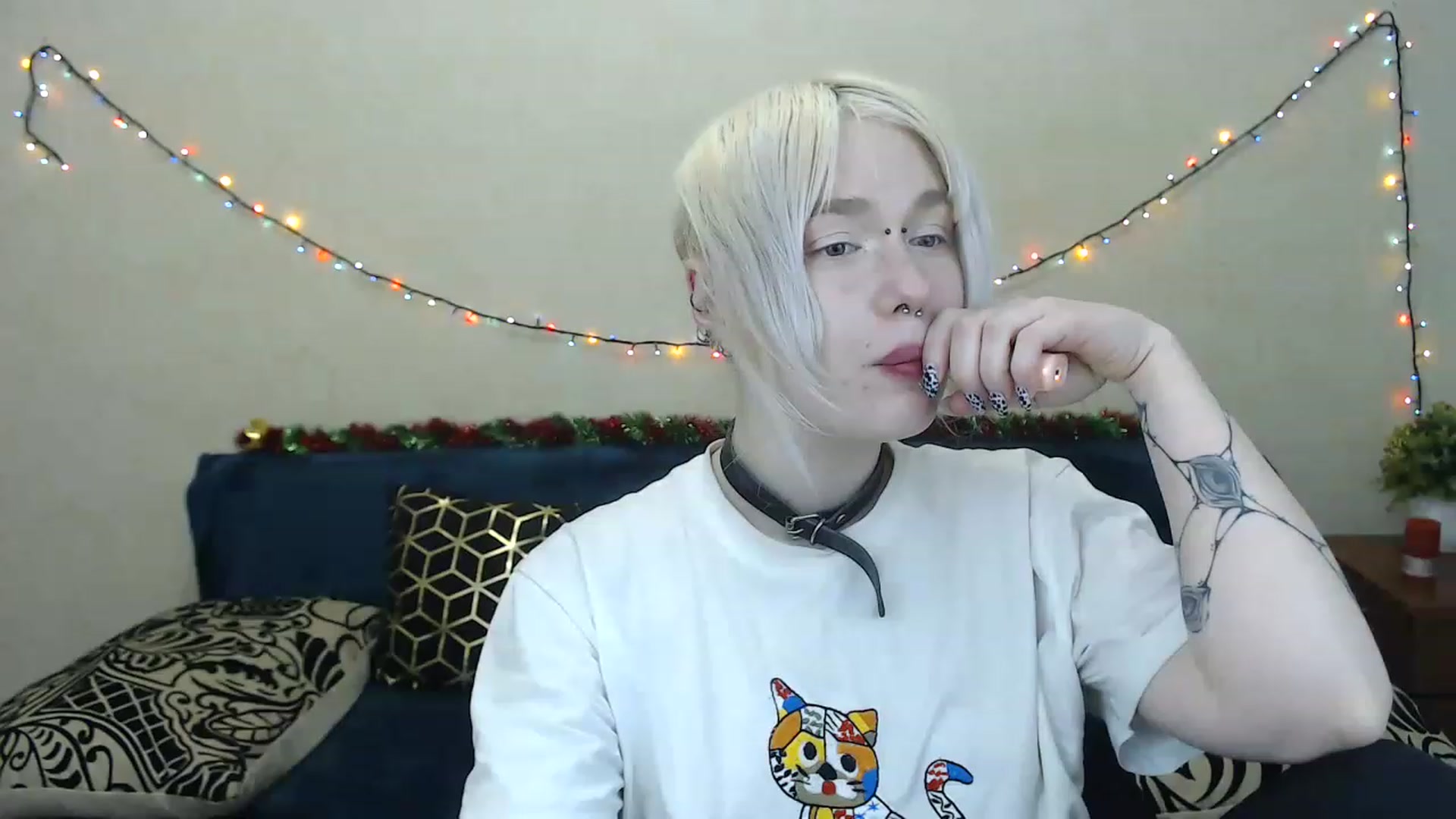 Gallery image thumbnail from Killinna's myfreecams stream on, 01/15/2023, 16:18 image 6 of 20