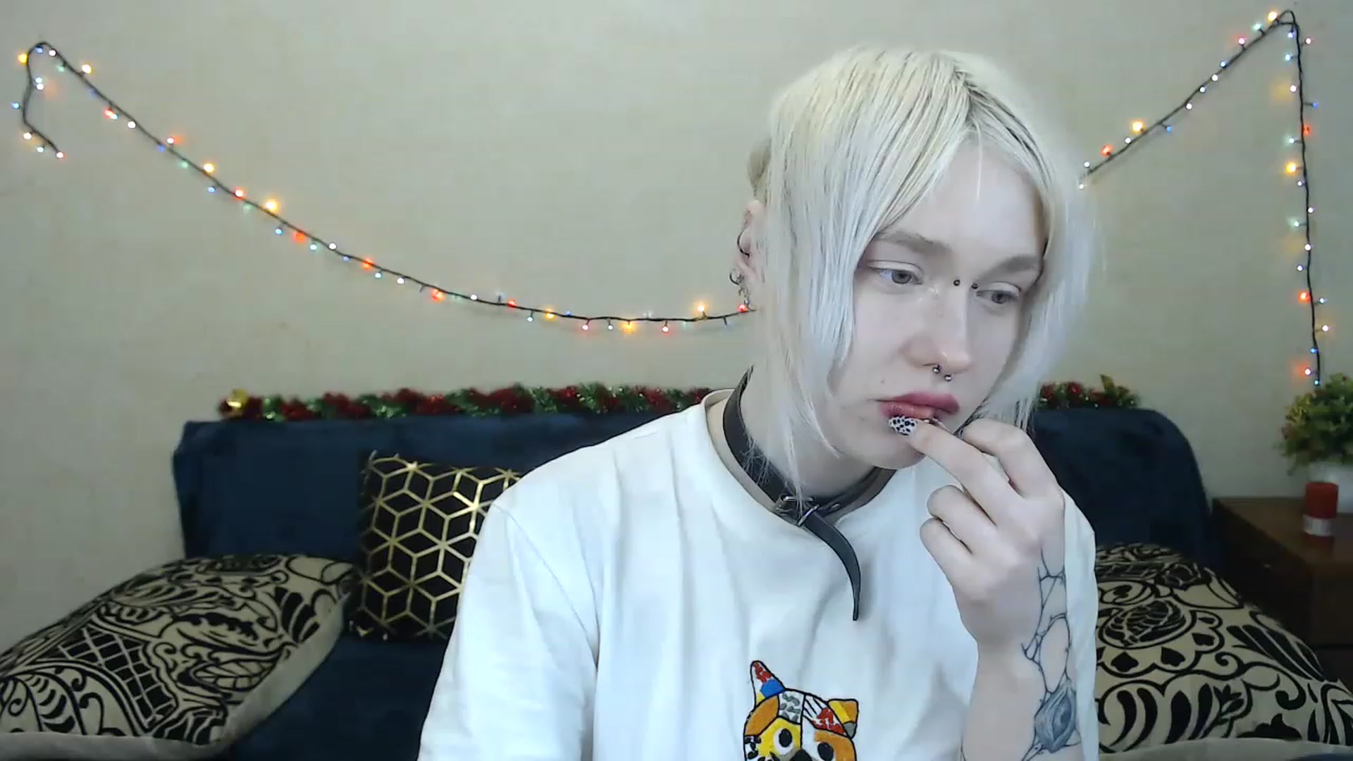 Gallery image thumbnail from Killinna's myfreecams stream on, 01/15/2023, 16:18 image 4 of 20