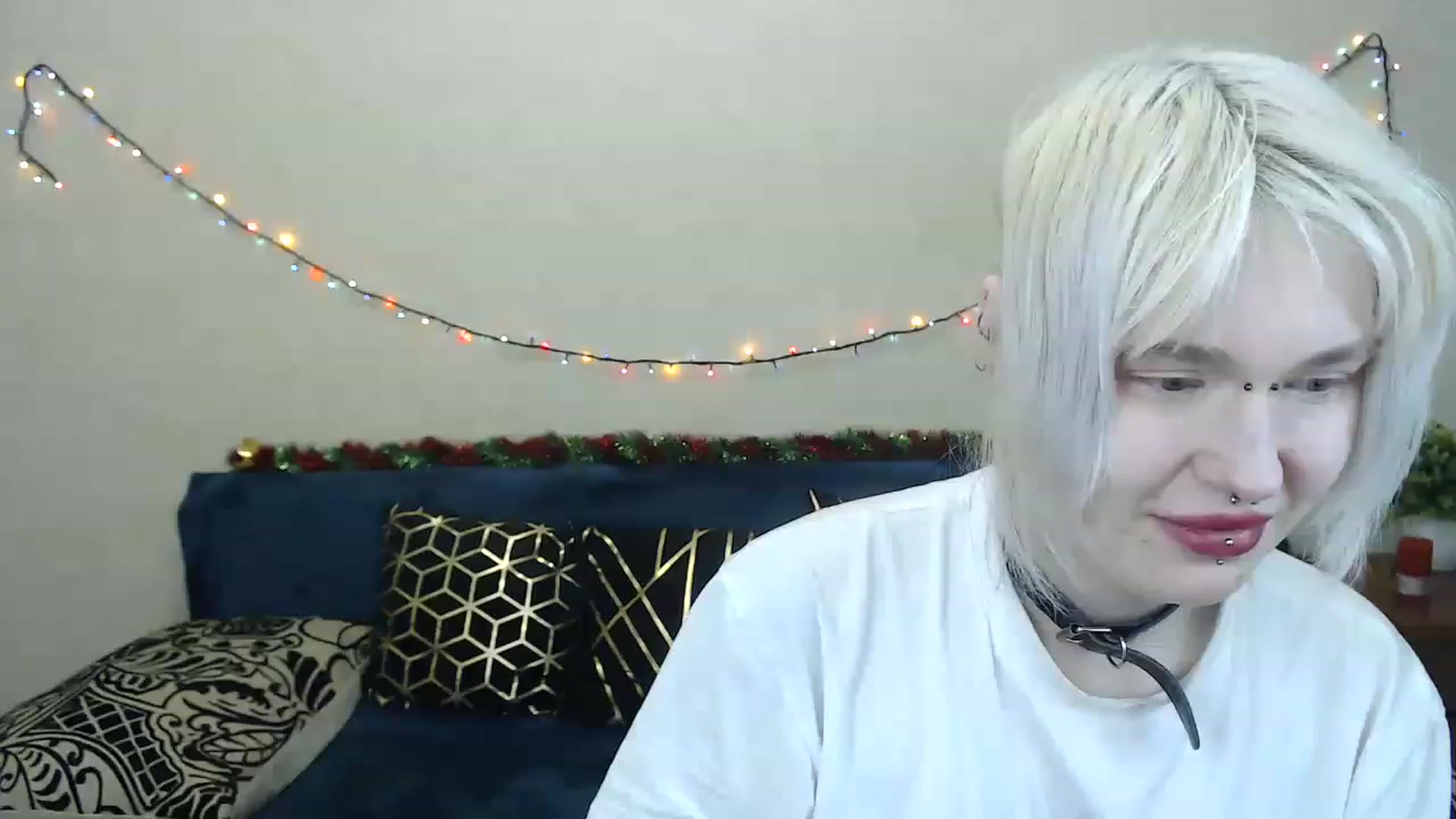 Gallery image thumbnail from Killinna's myfreecams stream on, 01/15/2023, 18:17 image 13 of 20