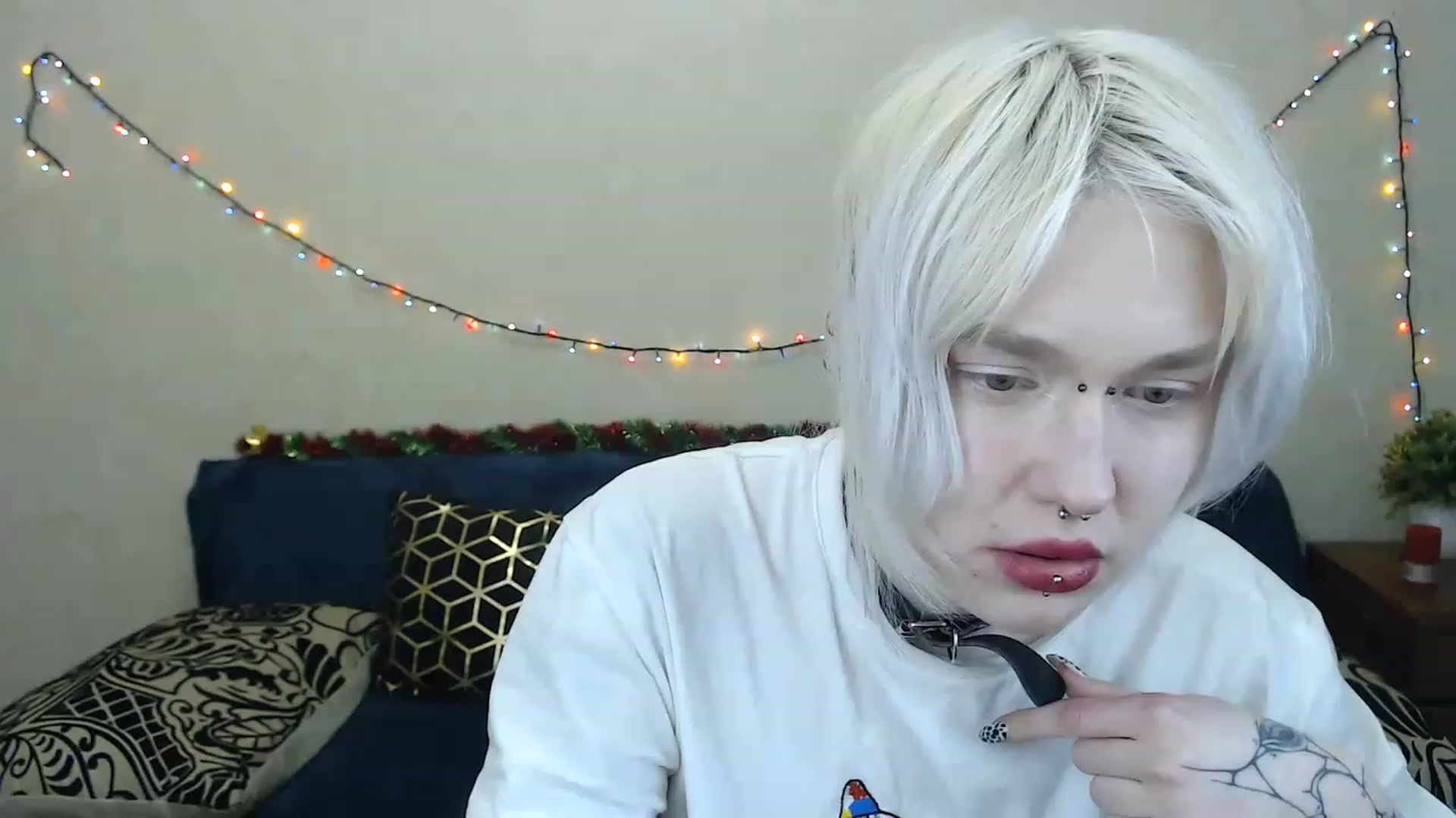 Gallery image thumbnail from Killinna's myfreecams stream on, 01/15/2023, 18:17 image 5 of 20