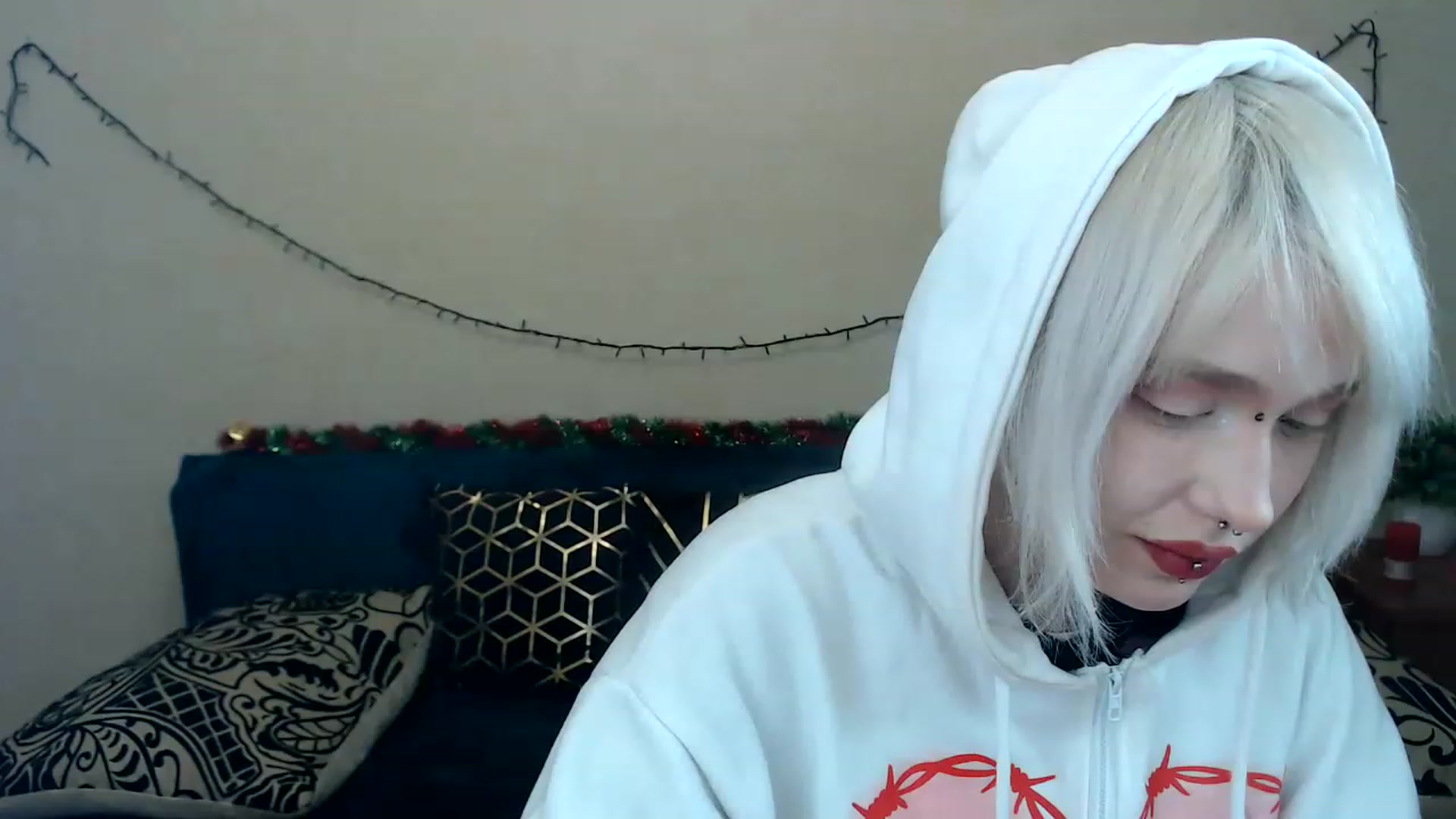 Gallery image thumbnail from Killinna's myfreecams stream on, 01/18/2023, 14:54 image 3 of 20