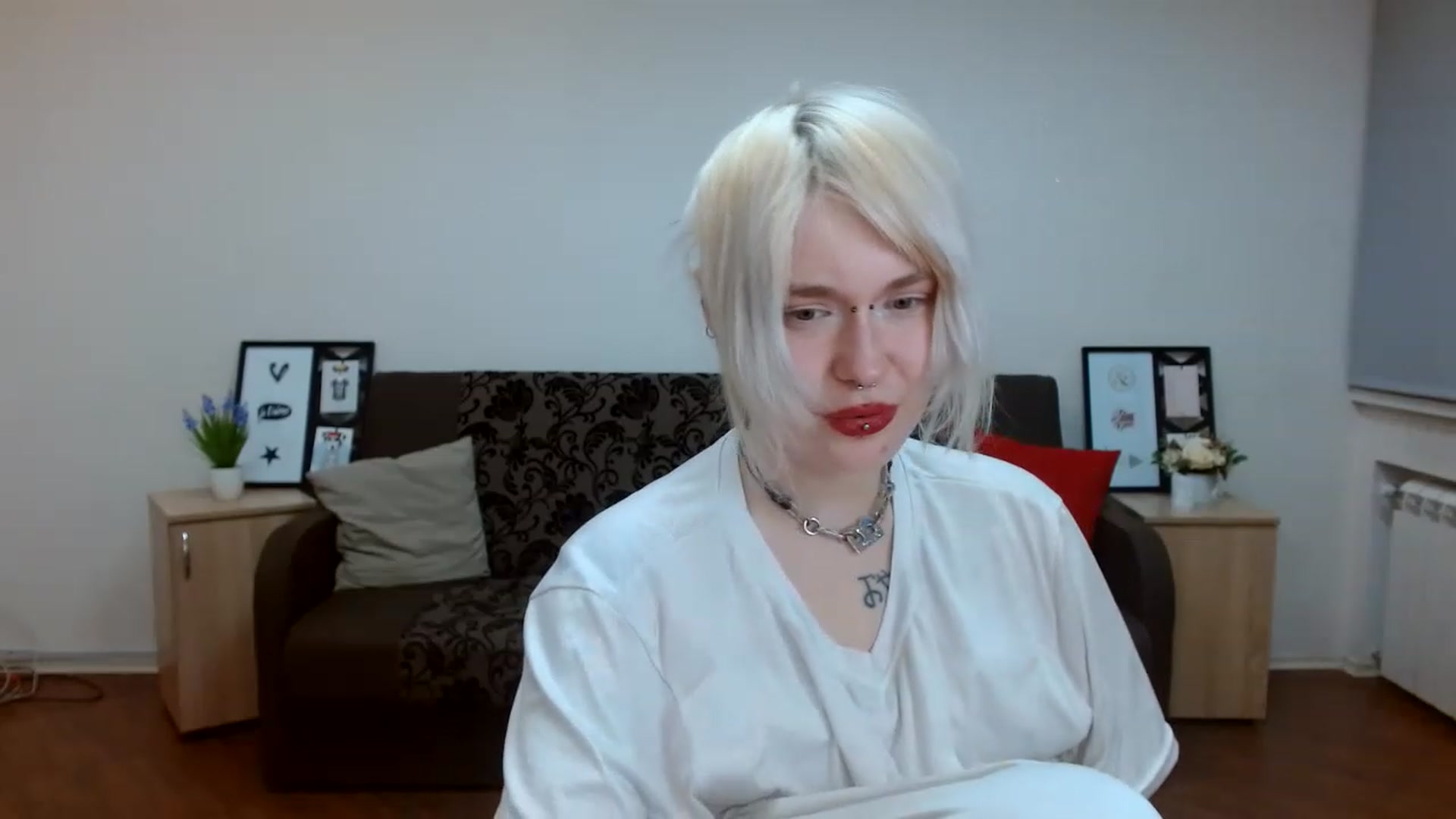 Gallery image thumbnail from Killinna's myfreecams stream on, 01/18/2023, 17:30 image 12 of 20