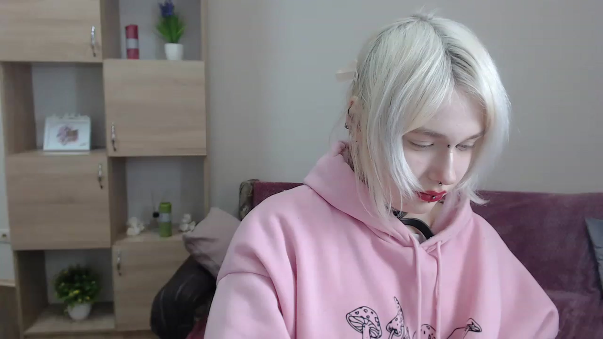 Gallery image thumbnail from Killinna's myfreecams stream on, 01/20/2023, 14:35 image 17 of 20