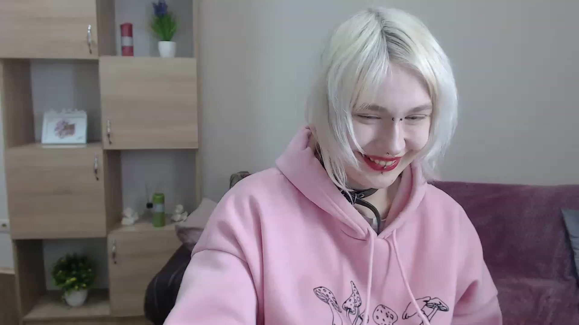 Gallery image thumbnail from Killinna's myfreecams stream on, 01/20/2023, 14:35 image 2 of 20