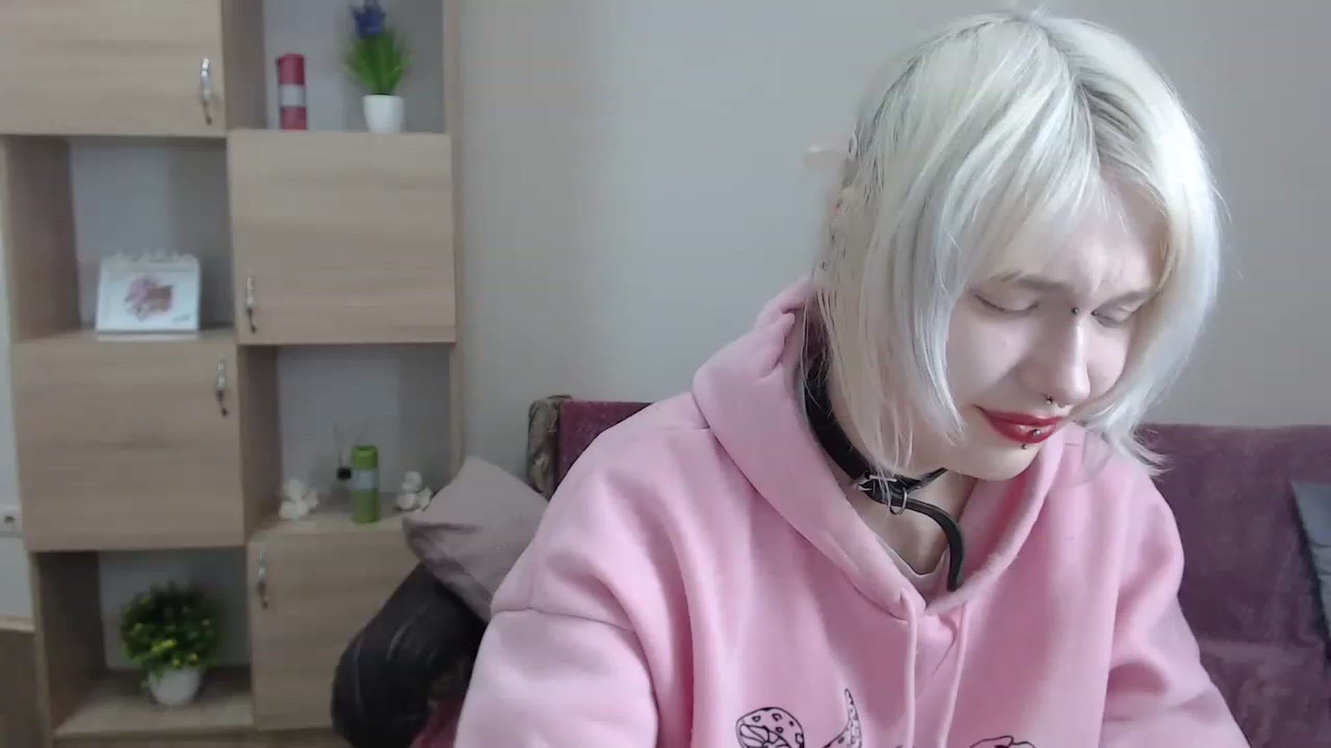 Gallery image thumbnail from Killinna's myfreecams stream on, 01/20/2023, 14:35 image 10 of 20