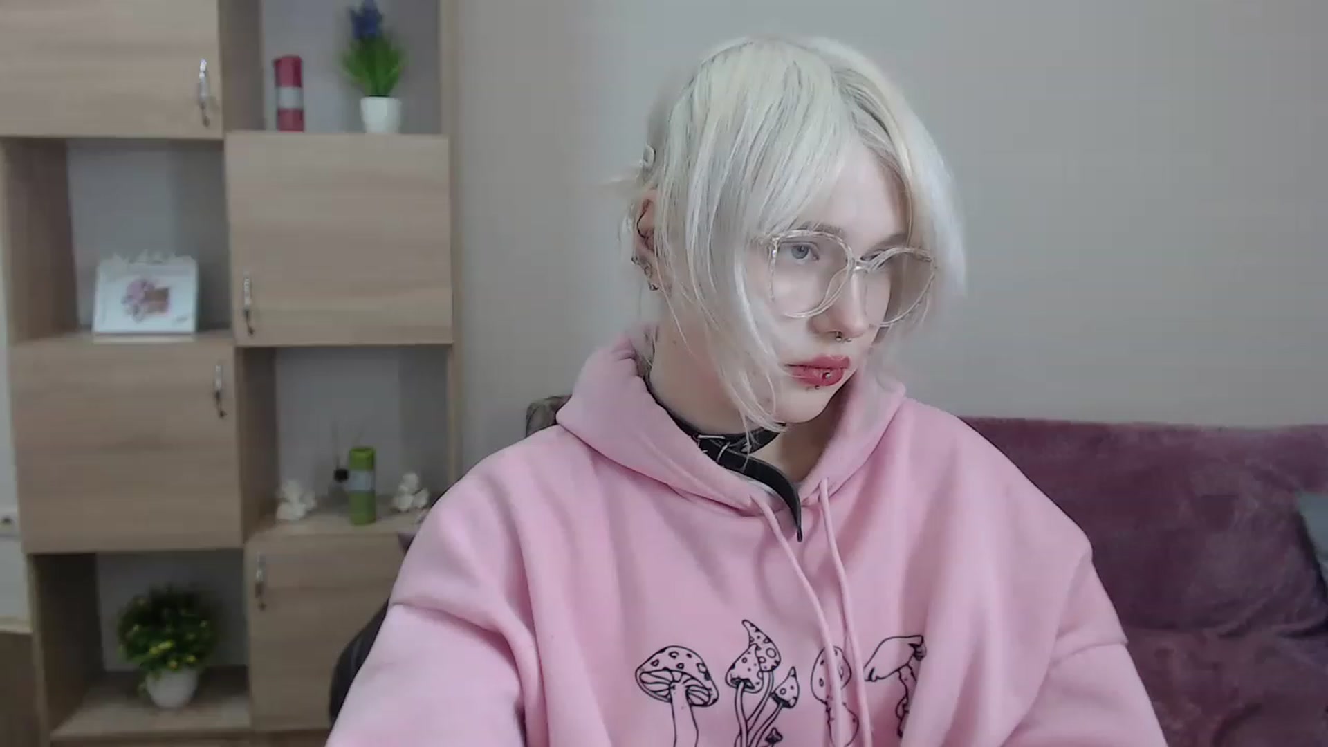 Gallery image thumbnail from Killinna's myfreecams stream on, 01/20/2023, 15:19 image 17 of 20