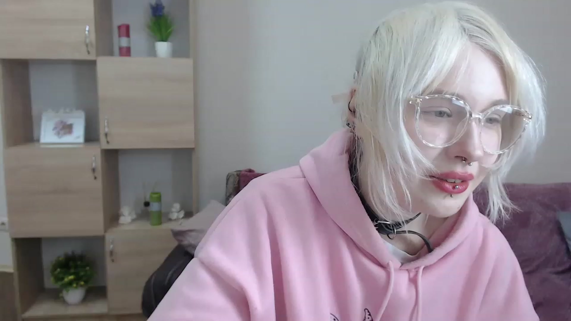 Gallery image thumbnail from Killinna's myfreecams stream on, 01/20/2023, 15:19 image 8 of 20