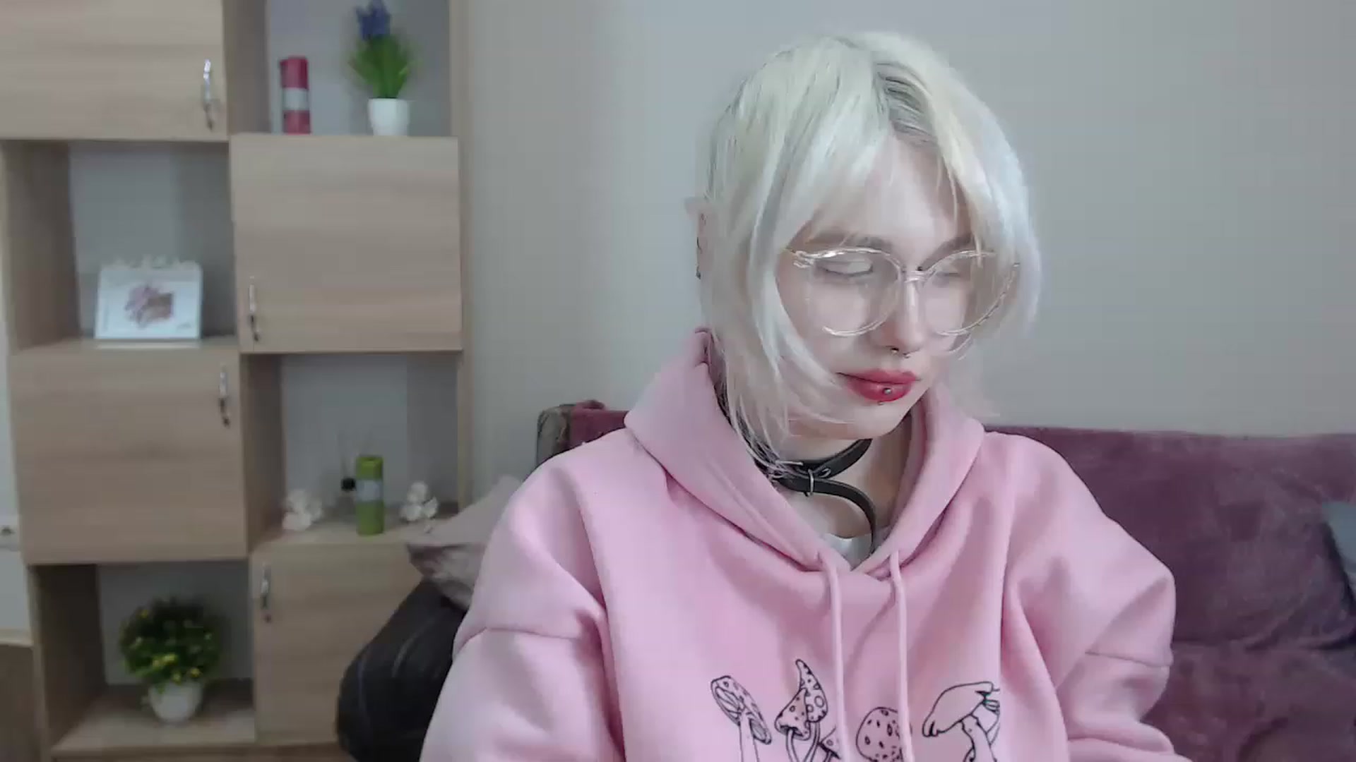 Gallery image thumbnail from Killinna's myfreecams stream on, 01/20/2023, 15:19 image 3 of 20