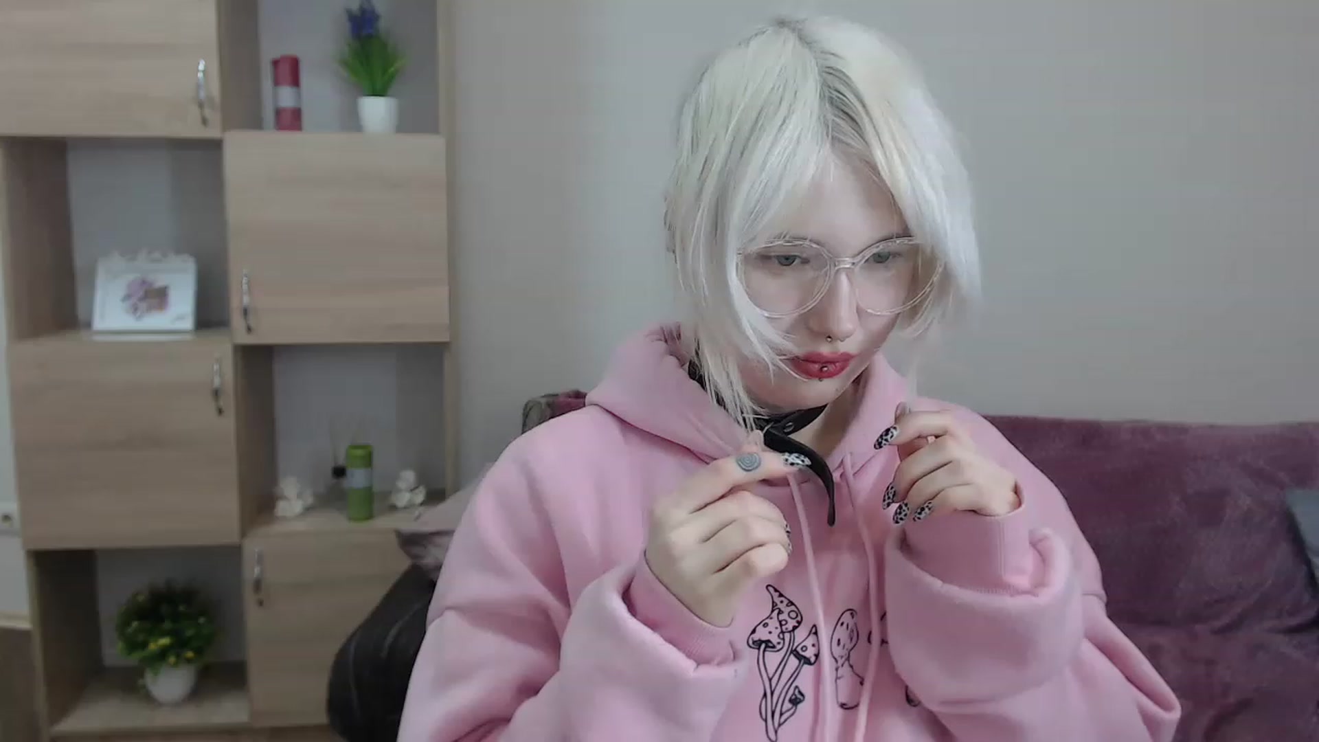 Gallery image thumbnail from Killinna's myfreecams stream on, 01/20/2023, 15:19 image 16 of 20