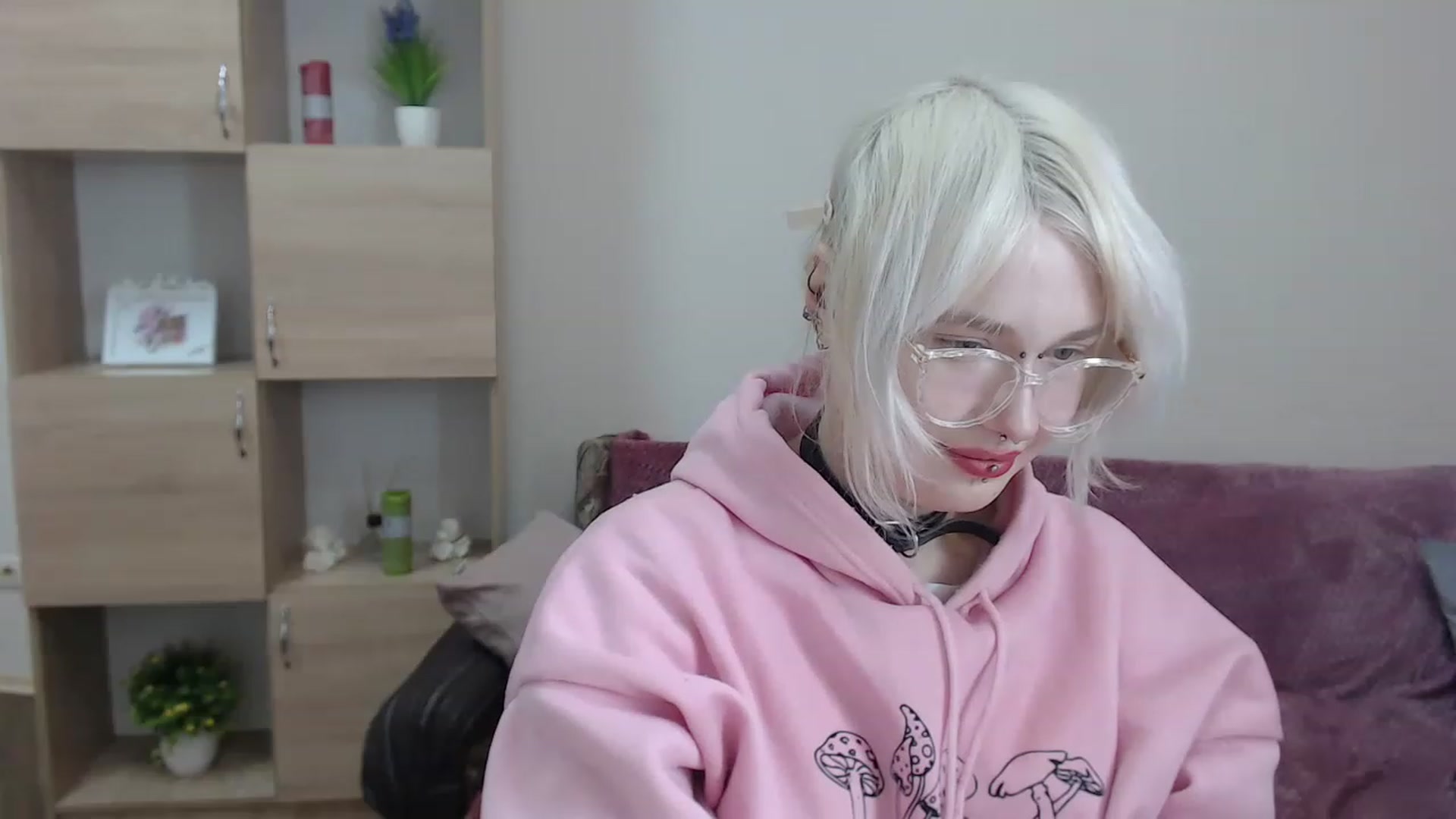 Gallery image thumbnail from Killinna's myfreecams stream on, 01/20/2023, 15:19 image 7 of 20