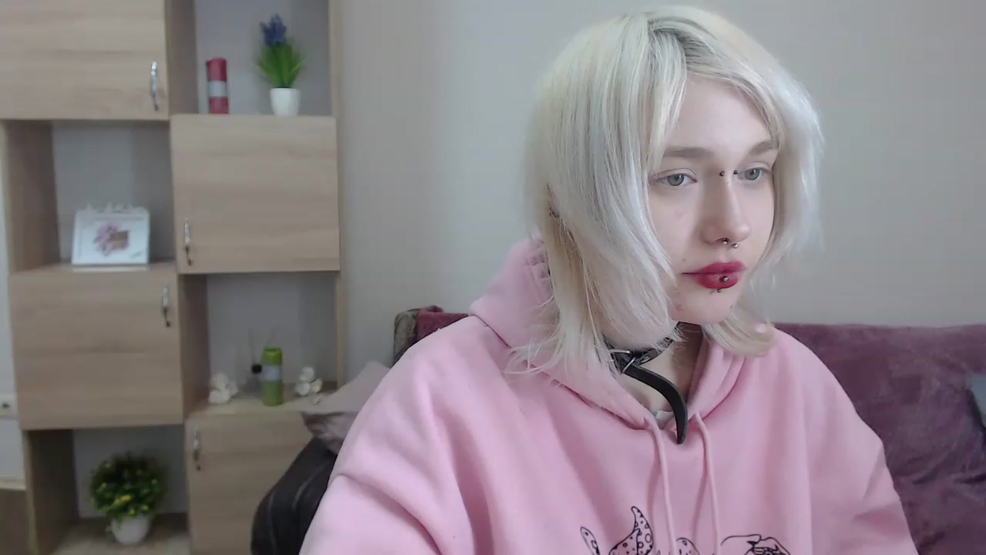 Gallery image thumbnail from Killinna's myfreecams stream on, 01/20/2023, 18:35 image 1 of 20