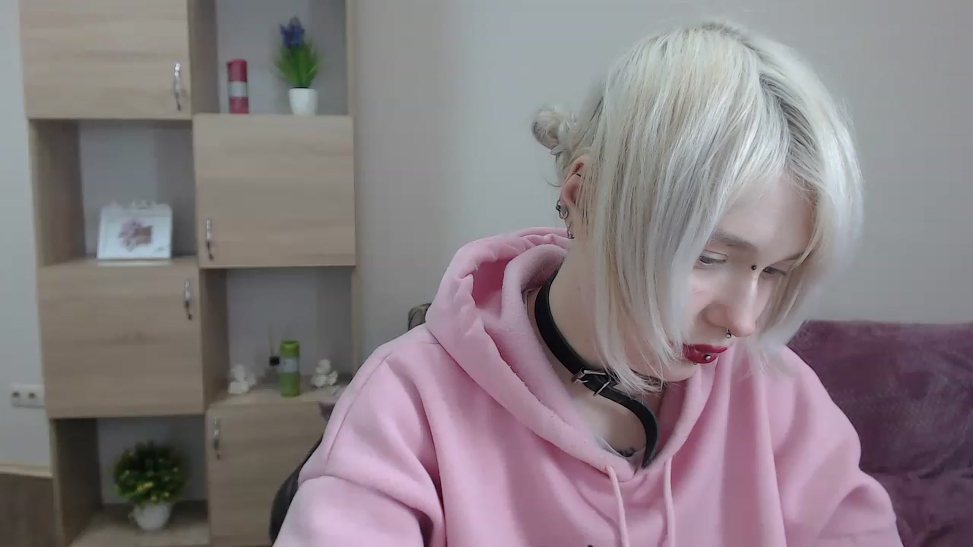 Gallery image thumbnail from Killinna's myfreecams stream on, 01/20/2023, 18:35 image 13 of 20
