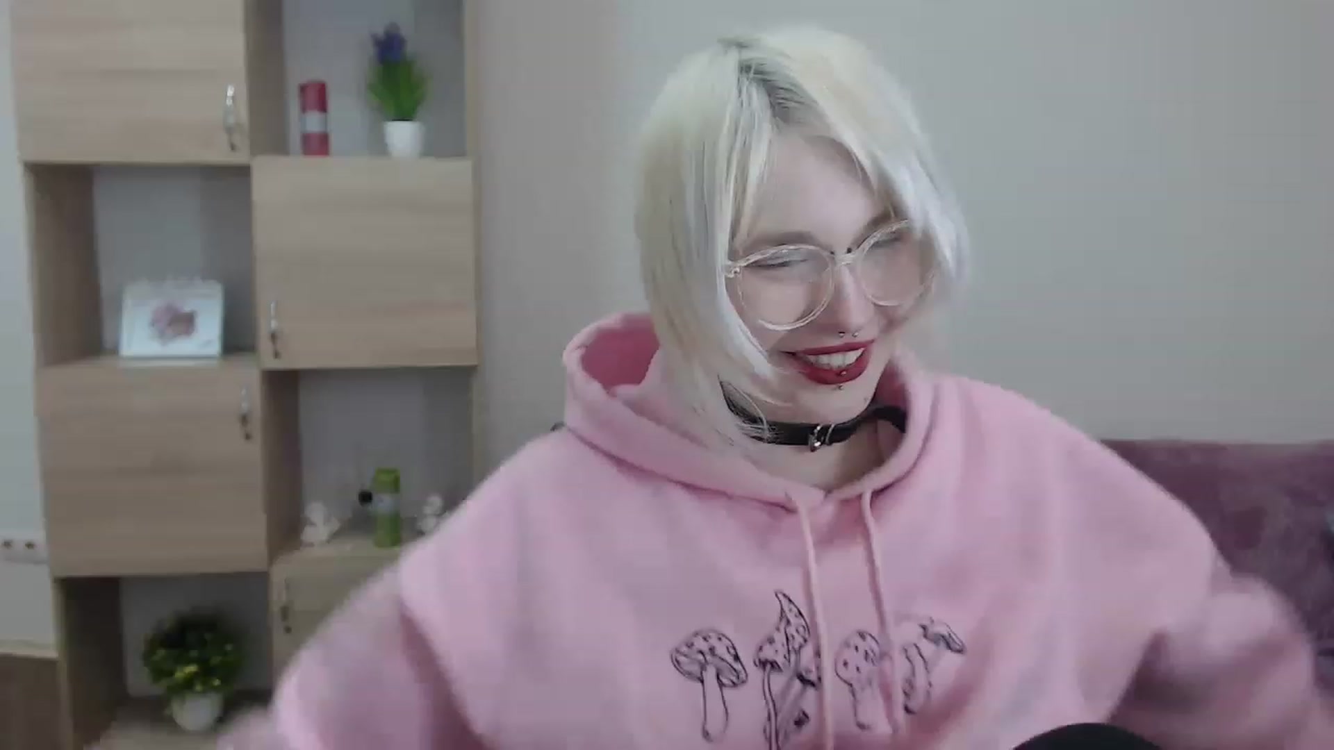 Gallery image thumbnail from Killinna's myfreecams stream on, 01/20/2023, 18:35 image 9 of 20