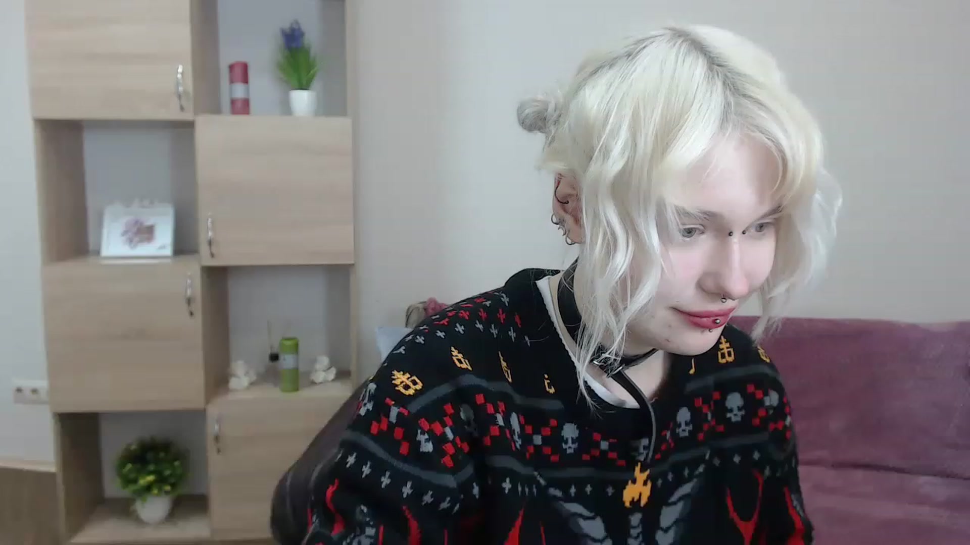 Gallery image thumbnail from Killinna's myfreecams stream on, 01/21/2023, 18:32 image 16 of 20