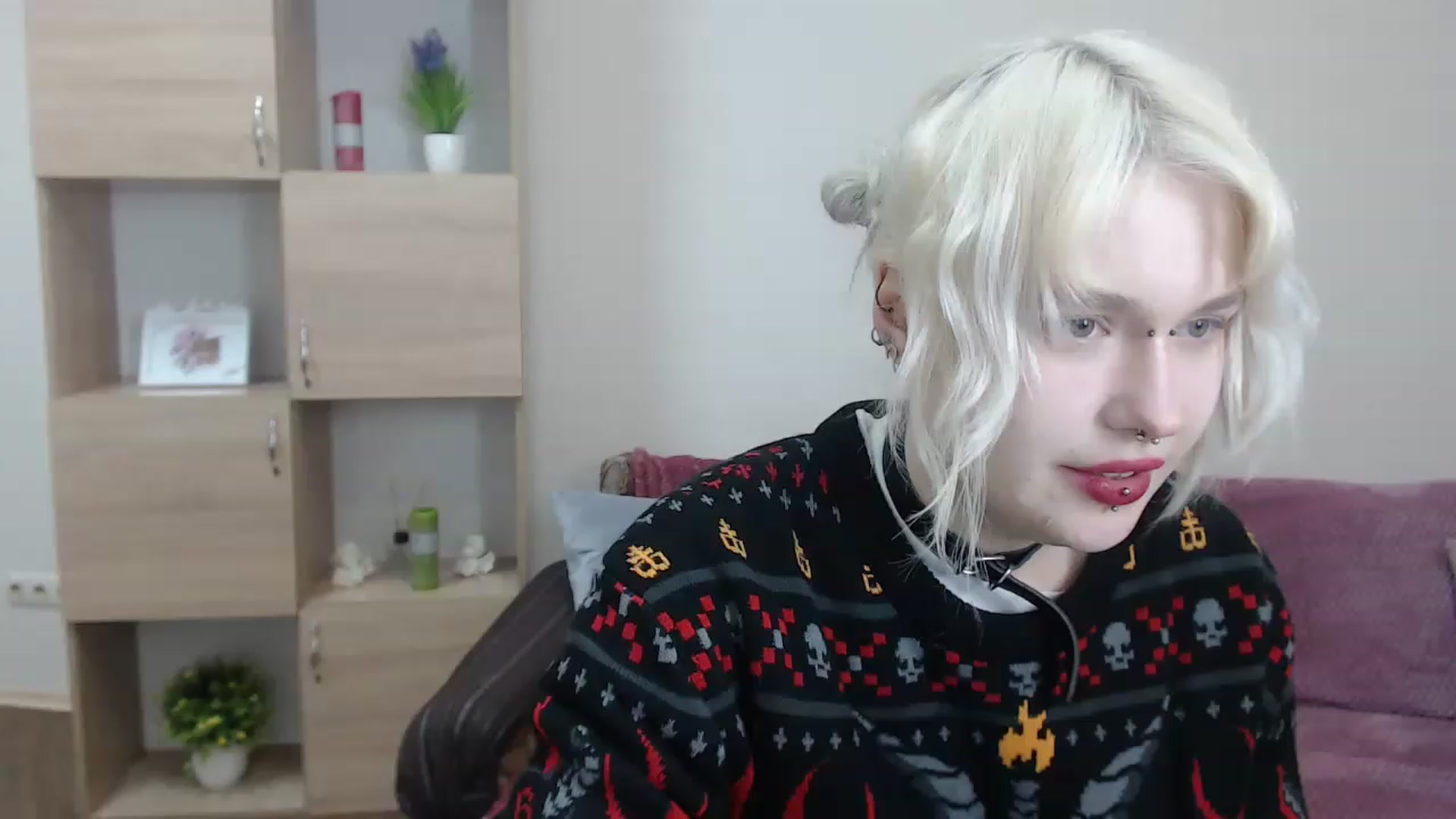 Gallery image thumbnail from Killinna's myfreecams stream on, 01/21/2023, 18:32 image 5 of 20
