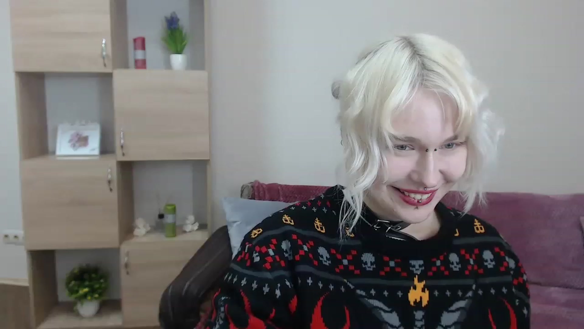 Gallery image thumbnail from Killinna's myfreecams stream on, 01/21/2023, 18:32 image 12 of 20