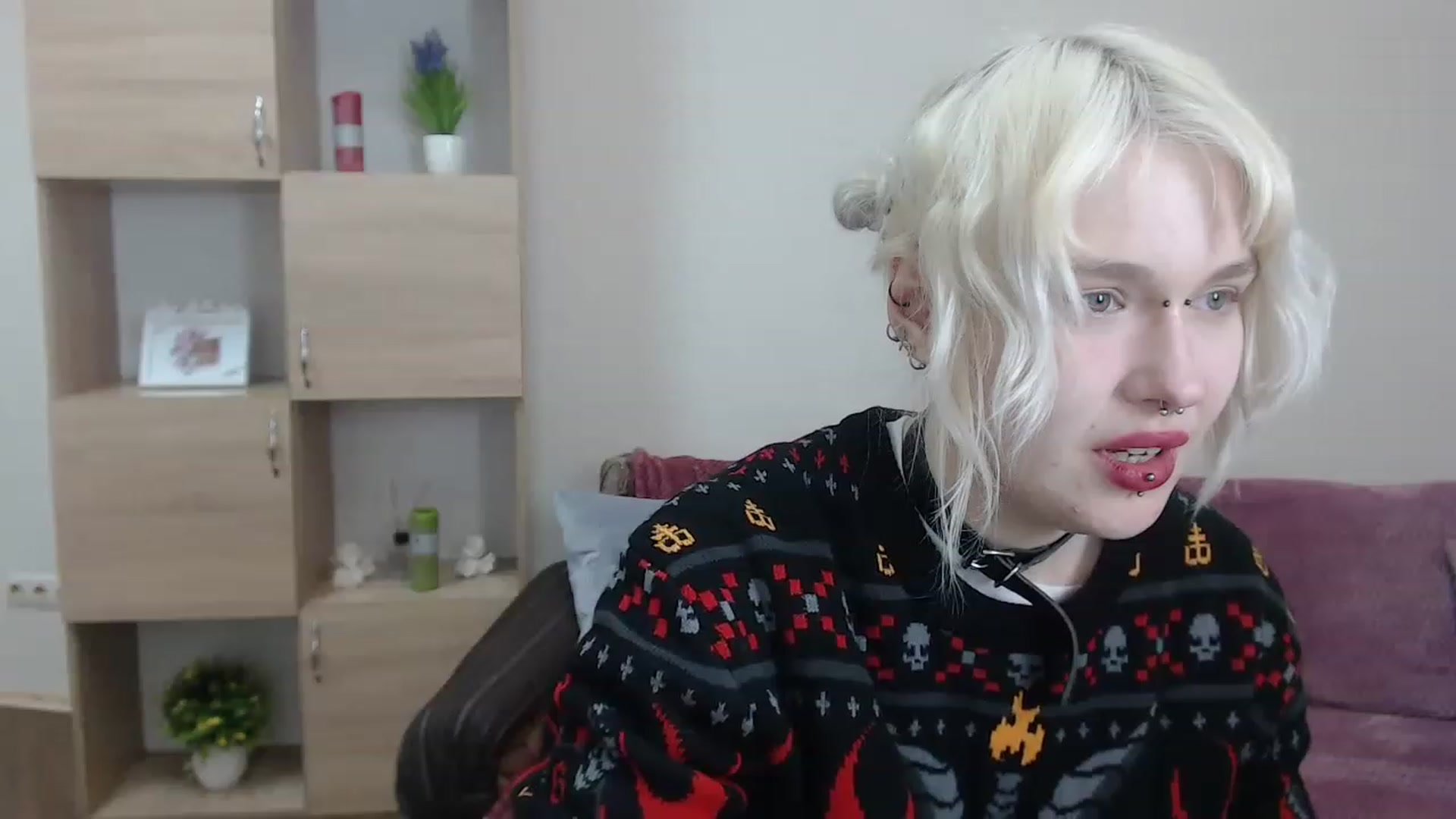 Gallery image thumbnail from Killinna's myfreecams stream on, 01/21/2023, 18:32 image 10 of 20