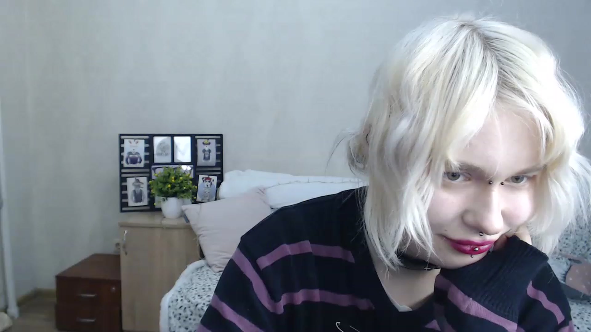 Gallery image thumbnail from Killinna's myfreecams stream on, 01/22/2023, 16:41 image 6 of 20