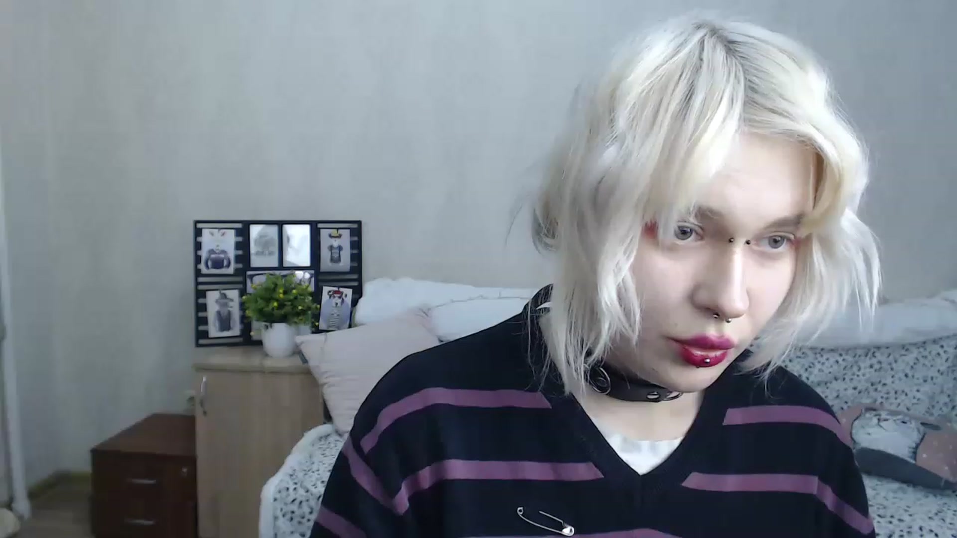 Gallery image thumbnail from Killinna's myfreecams stream on, 01/22/2023, 16:41 image 10 of 20