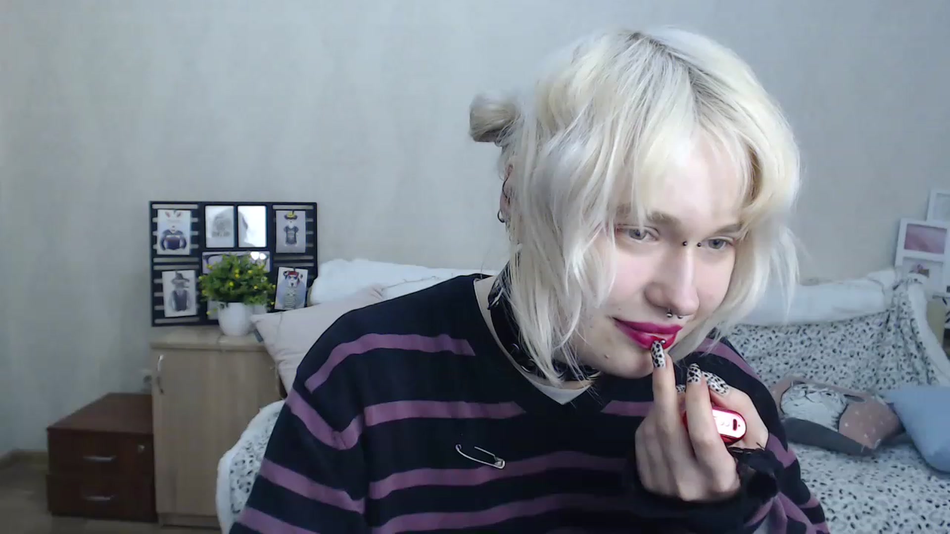 Gallery image thumbnail from Killinna's myfreecams stream on, 01/22/2023, 18:31 image 13 of 20
