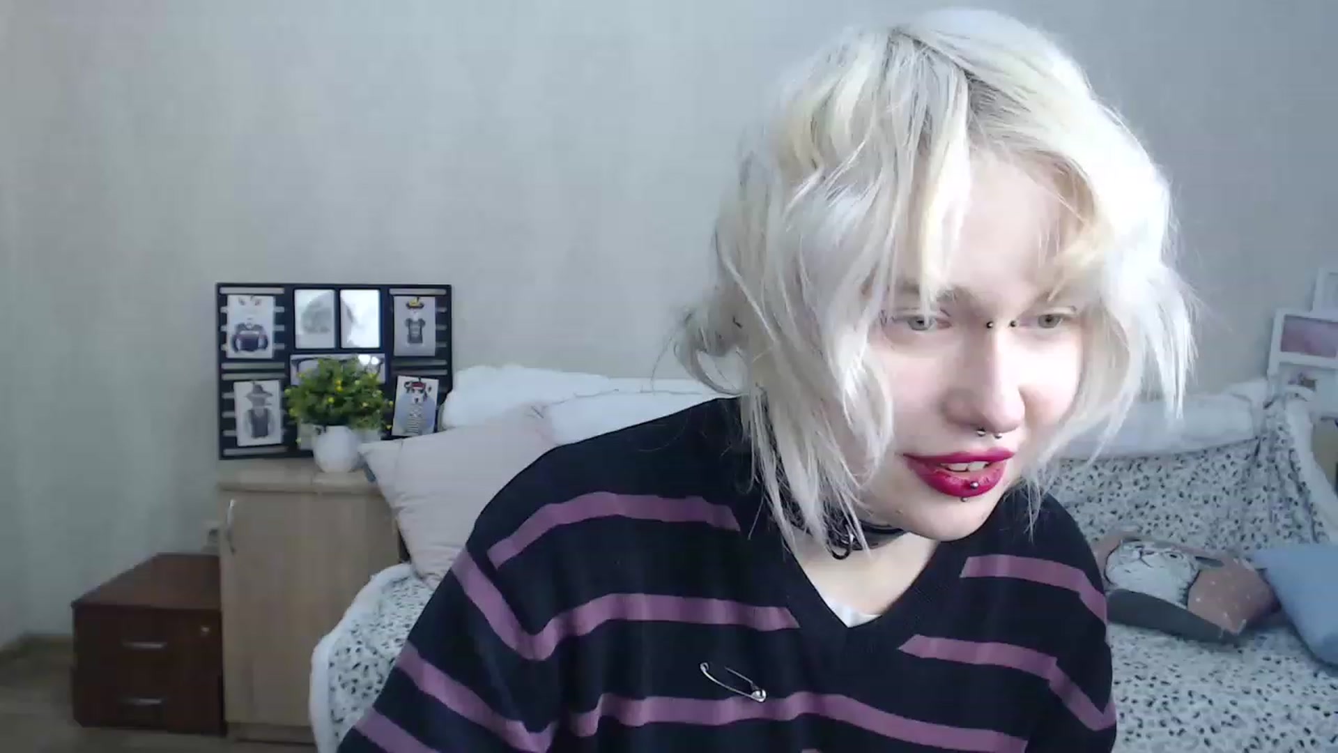 Gallery image thumbnail from Killinna's myfreecams stream on, 01/22/2023, 18:31 image 1 of 20