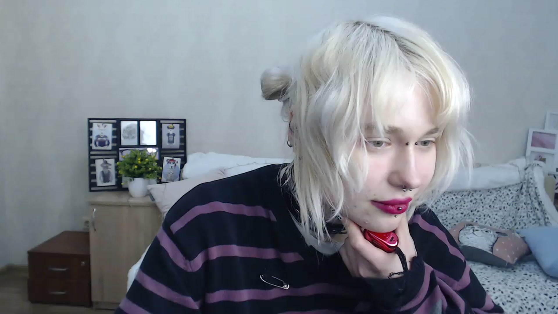 Gallery image thumbnail from Killinna's myfreecams stream on, 01/22/2023, 18:31 image 16 of 20