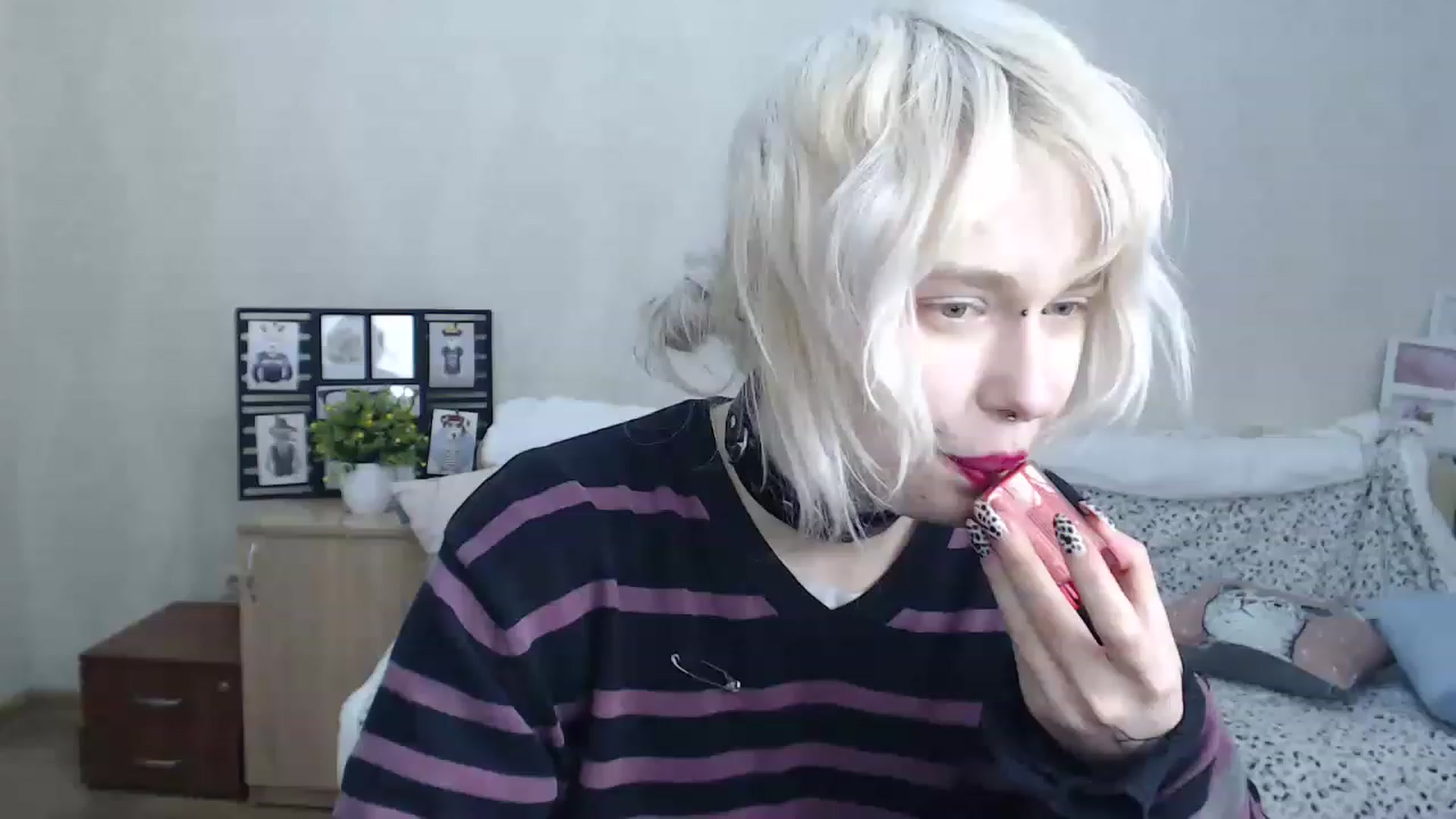 Gallery image thumbnail from Killinna's myfreecams stream on, 01/22/2023, 18:31 image 2 of 20