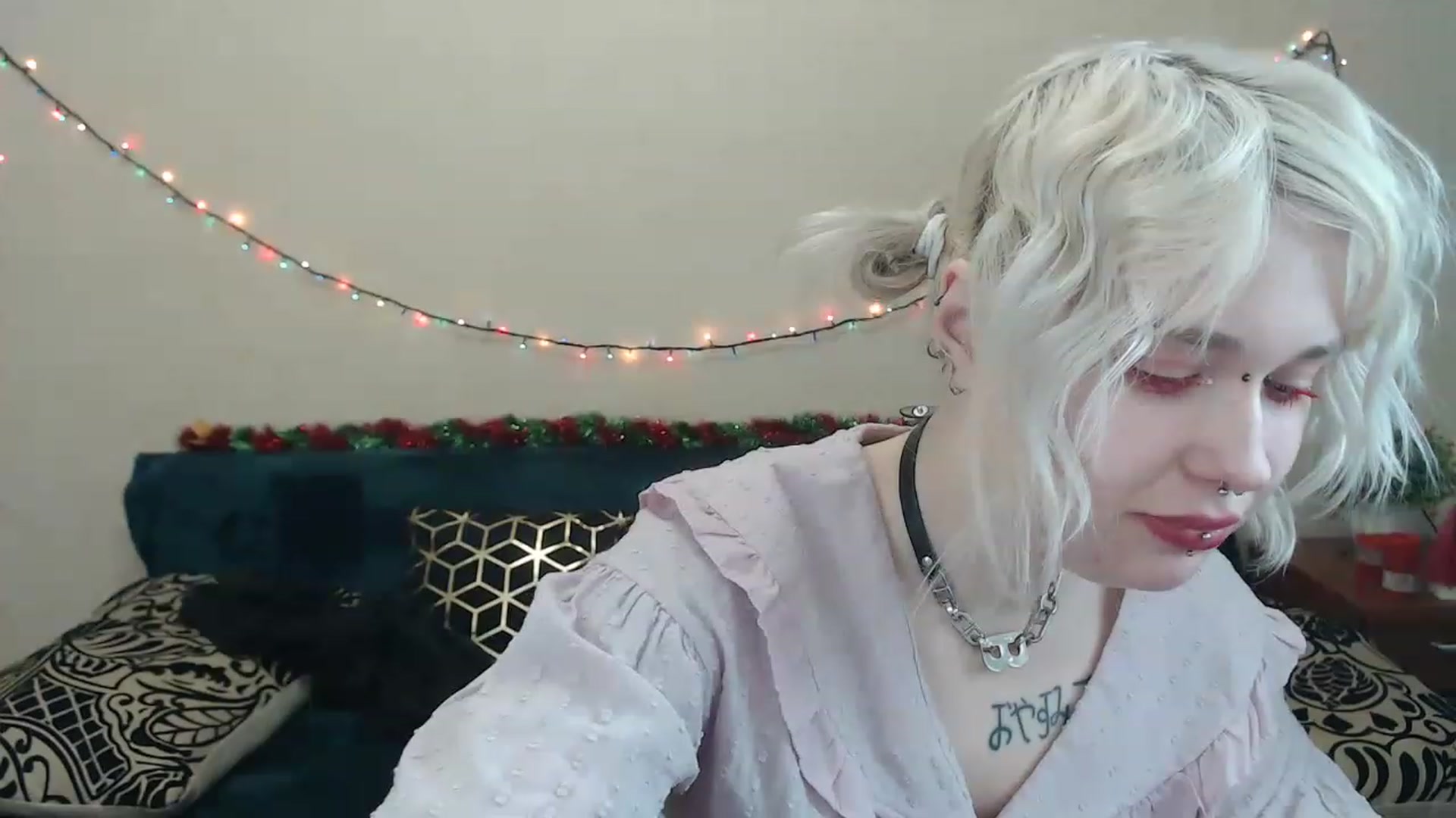 Gallery image thumbnail from Killinna's myfreecams stream on, 01/26/2023, 17:39 image 17 of 20