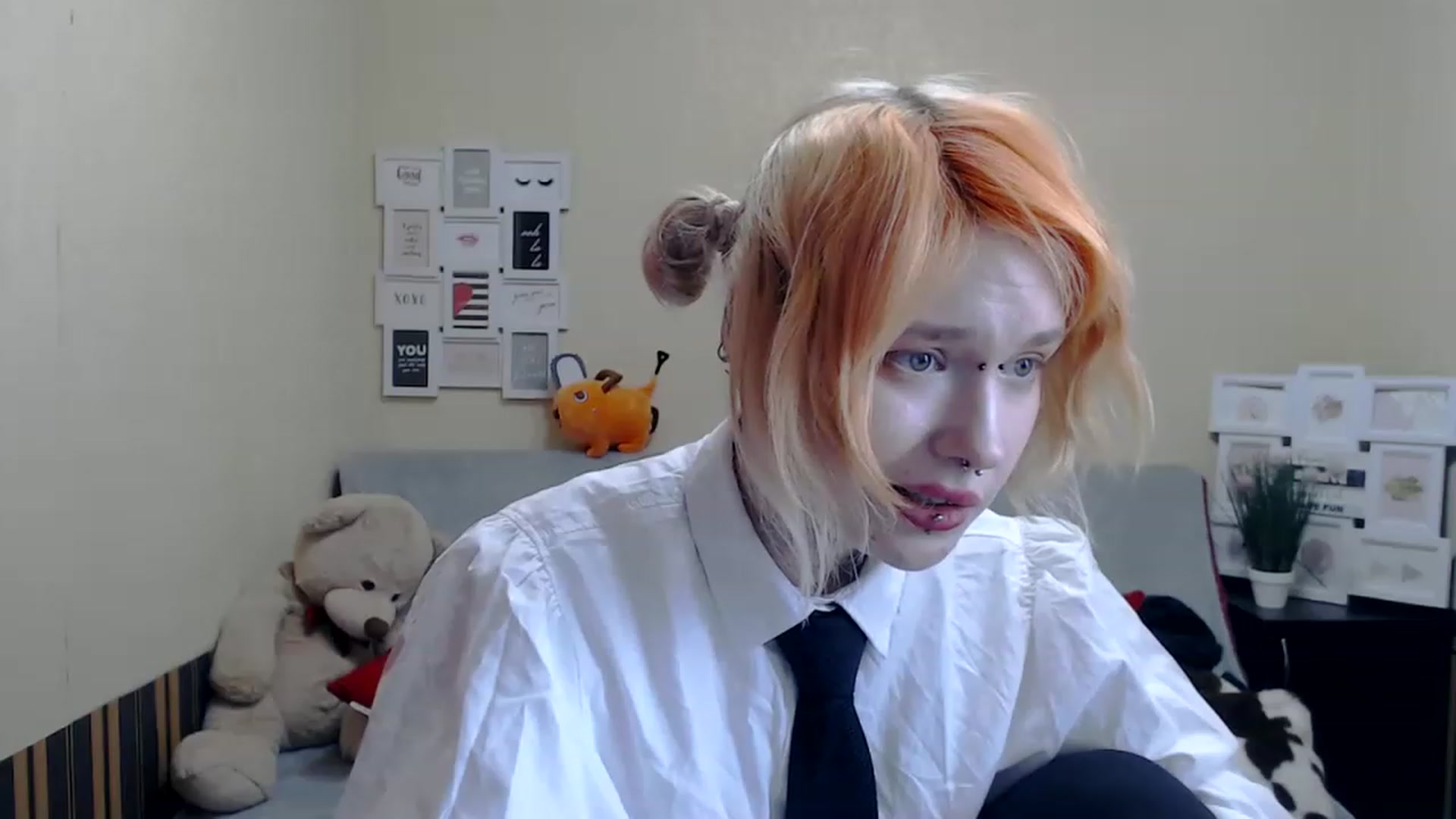 Gallery image thumbnail from Killinna's myfreecams stream on, 01/28/2023, 18:40 image 6 of 20