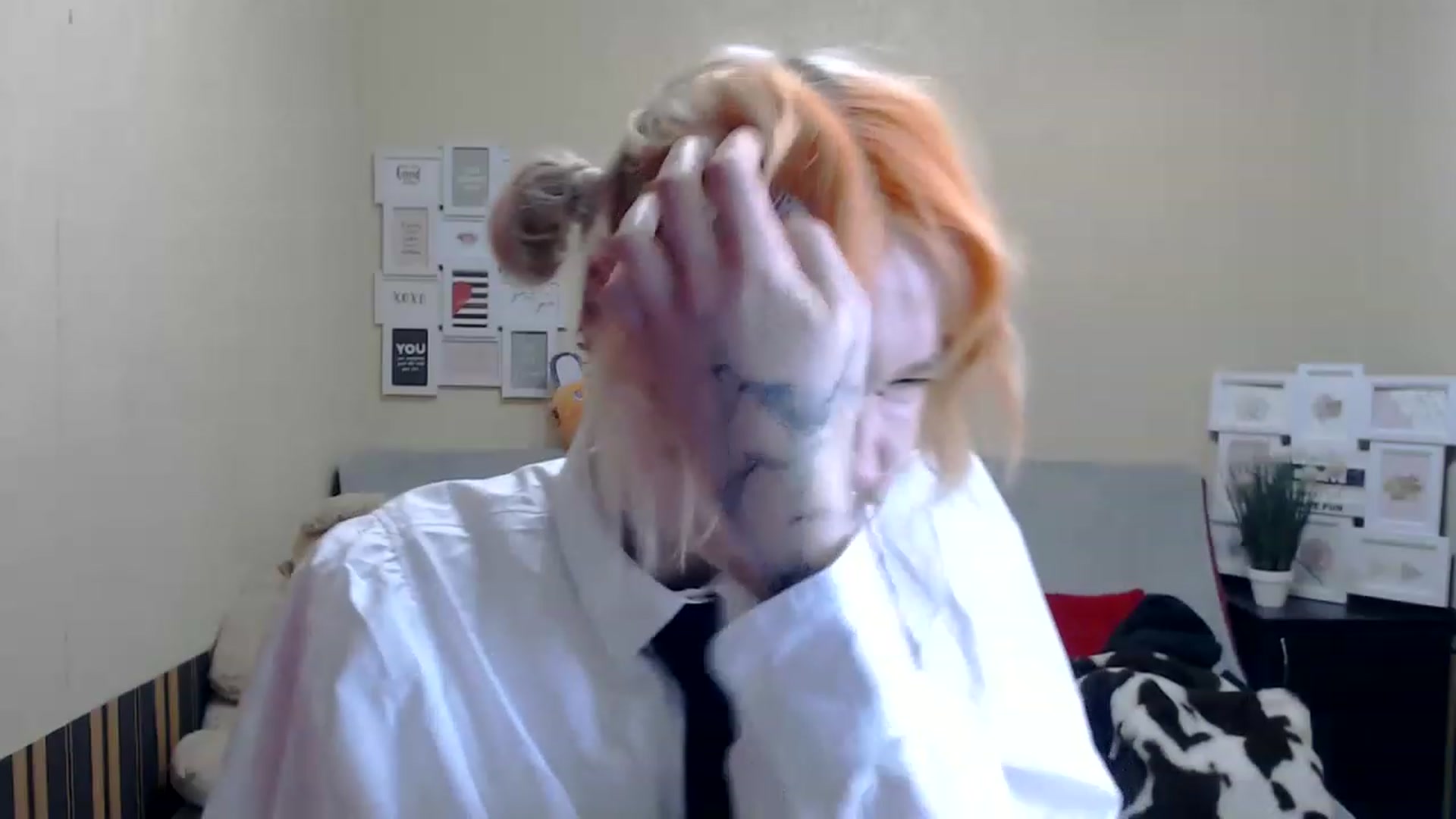 Gallery image thumbnail from Killinna's myfreecams stream on, 01/28/2023, 18:40 image 10 of 20