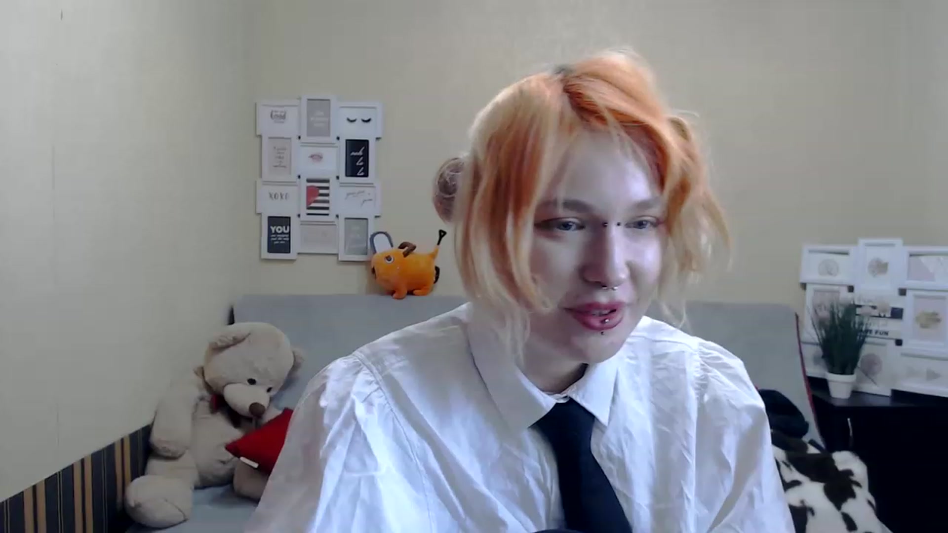 Gallery image thumbnail from Killinna's myfreecams stream on, 01/28/2023, 18:40 image 4 of 20