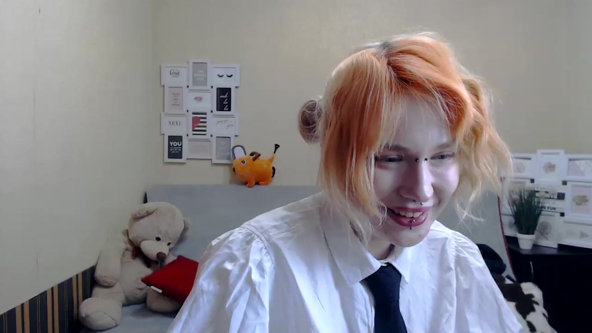 Gallery image thumbnail from Killinna's myfreecams stream on, 01/28/2023, 18:40 image 2 of 20