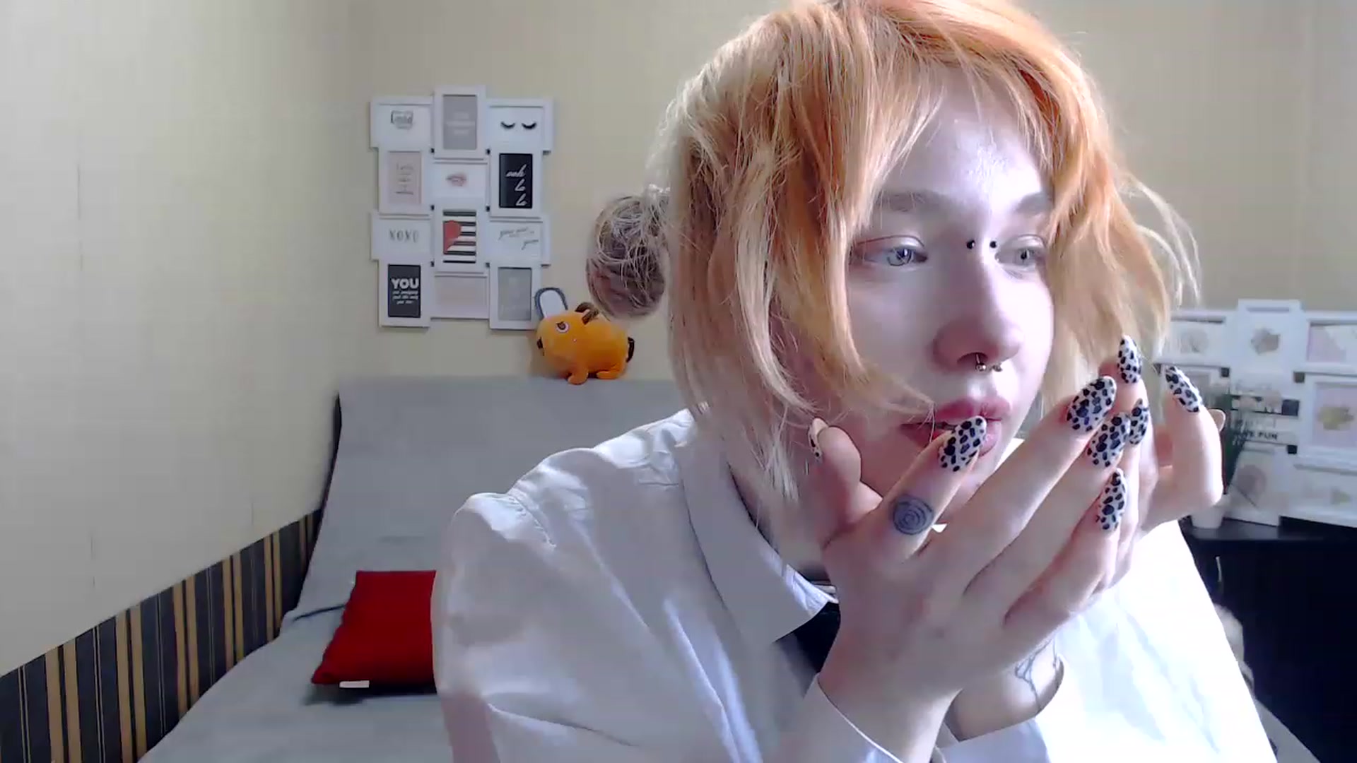 Gallery image thumbnail from Killinna's myfreecams stream on, 01/28/2023, 18:40 image 15 of 20
