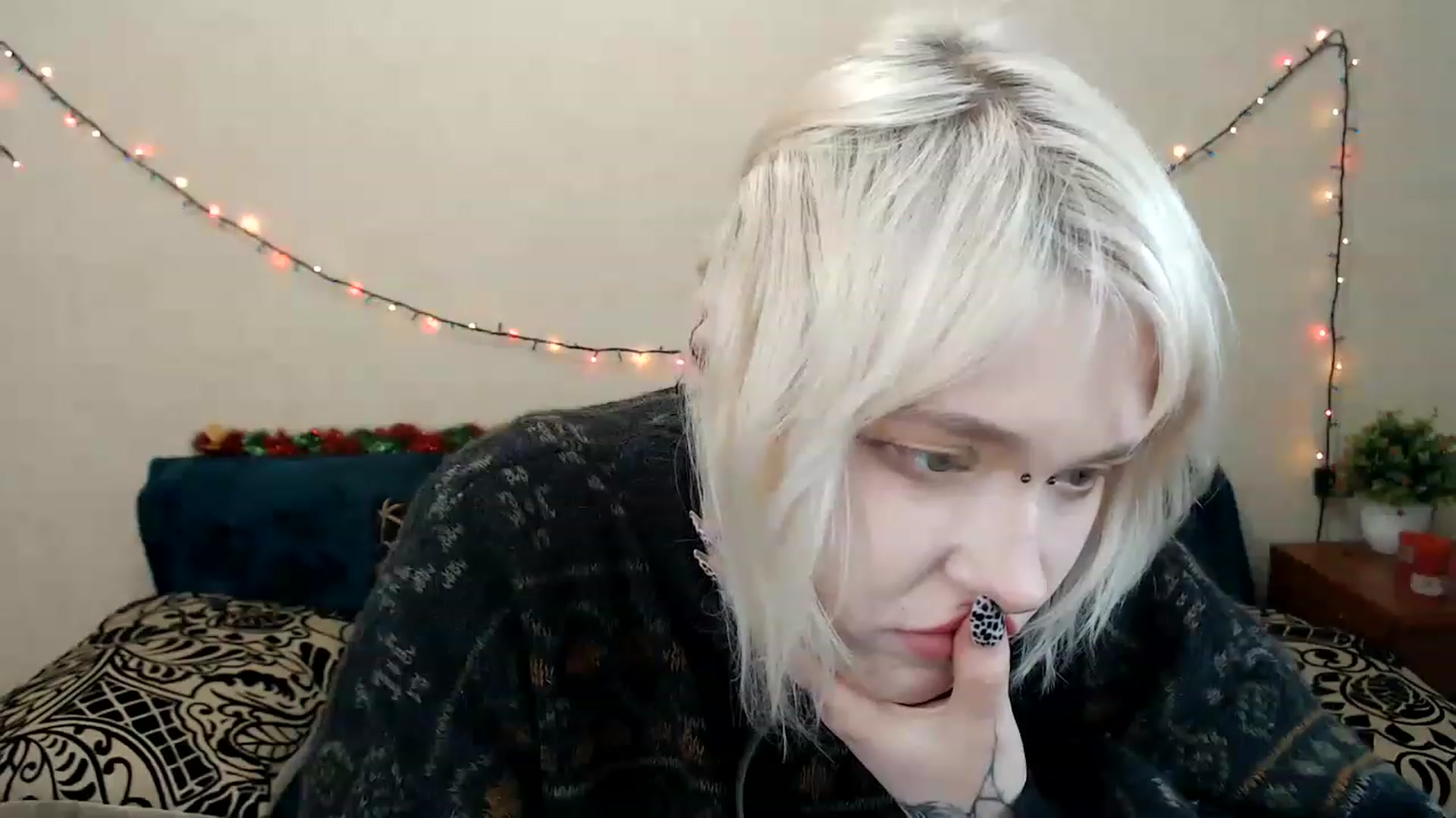 Gallery image thumbnail from Killinna's myfreecams stream on, 01/29/2023, 18:33 image 15 of 20