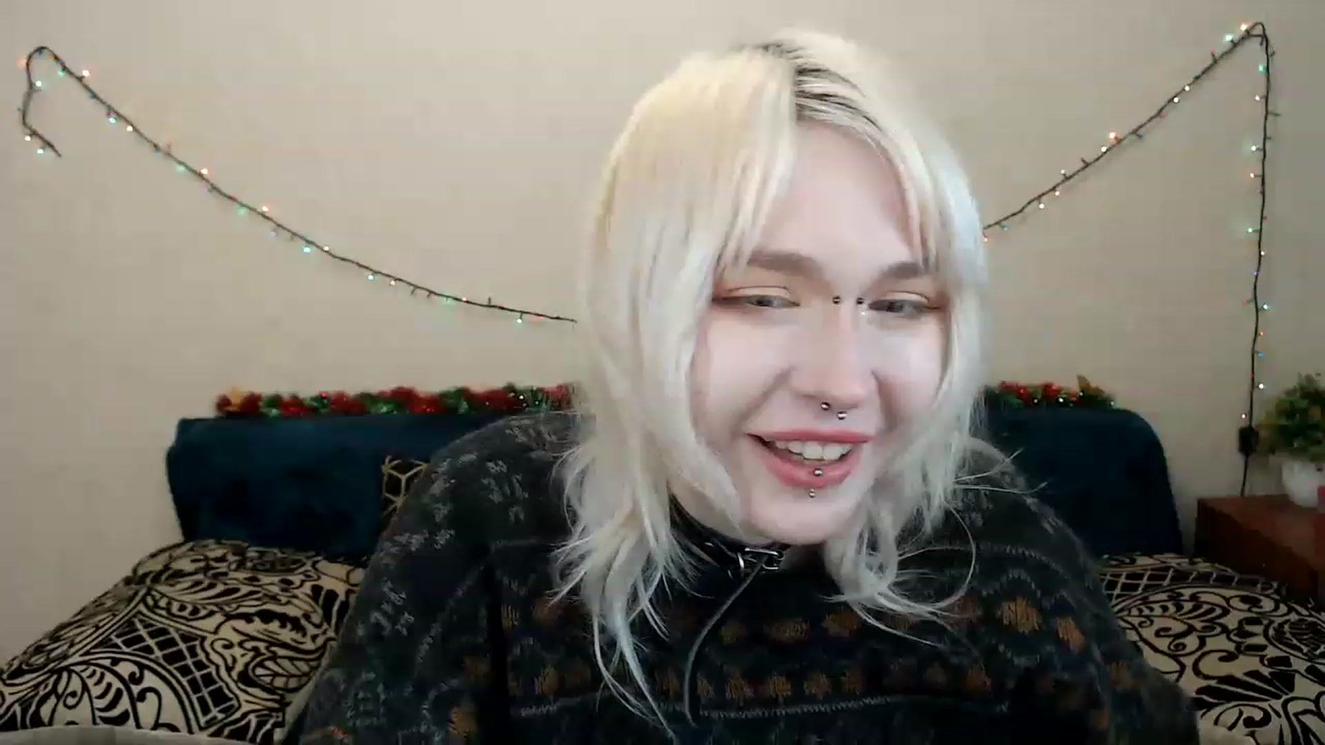 Gallery image thumbnail from Killinna's myfreecams stream on, 01/29/2023, 18:33 image 5 of 20