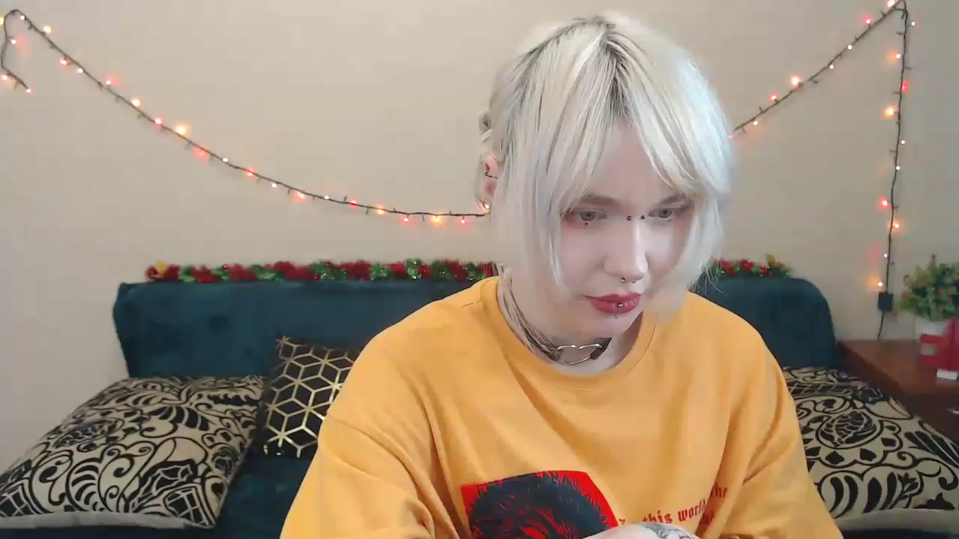 Gallery image thumbnail from Killinna's myfreecams stream on, 02/04/2023, 15:09 image 13 of 20