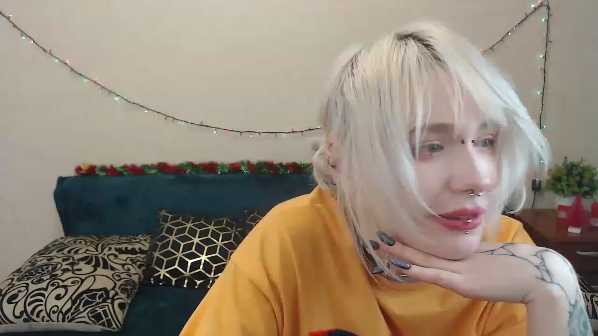 Gallery image thumbnail from Killinna's myfreecams stream on, 02/04/2023, 16:48 image 4 of 20