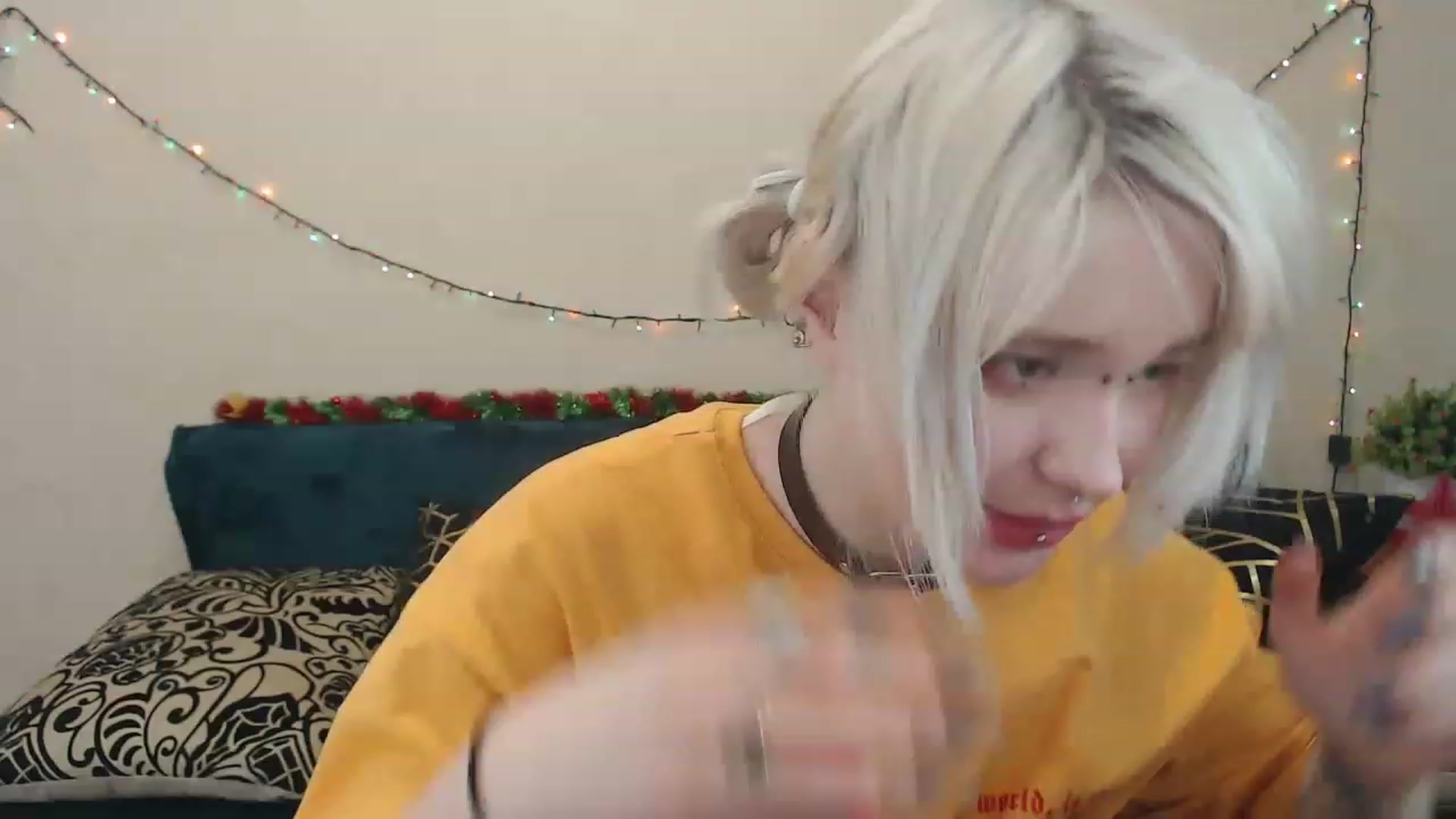 Gallery image thumbnail from Killinna's myfreecams stream on, 02/04/2023, 17:41 image 10 of 20