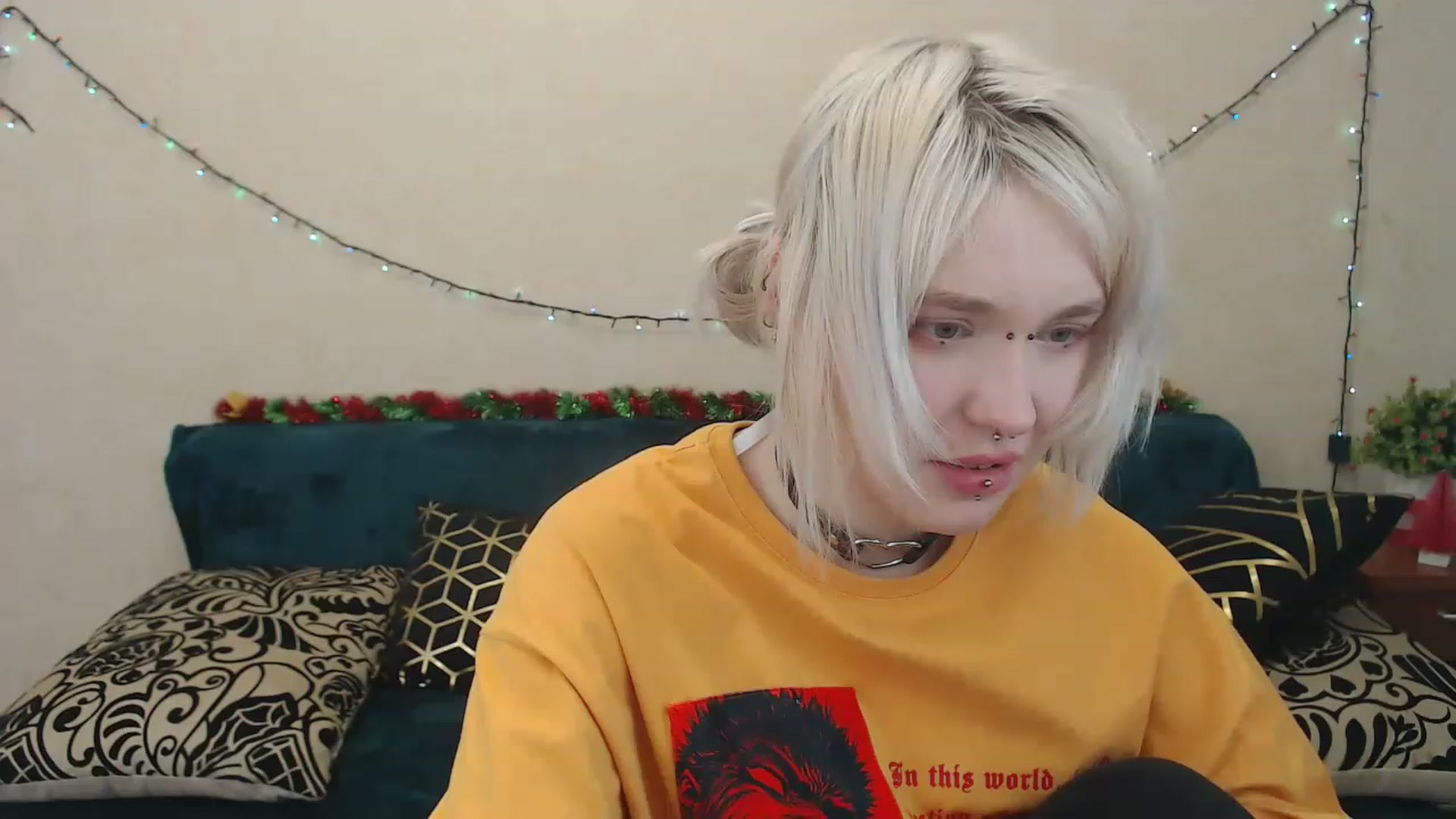 Gallery image thumbnail from Killinna's myfreecams stream on, 02/04/2023, 17:41 image 12 of 20
