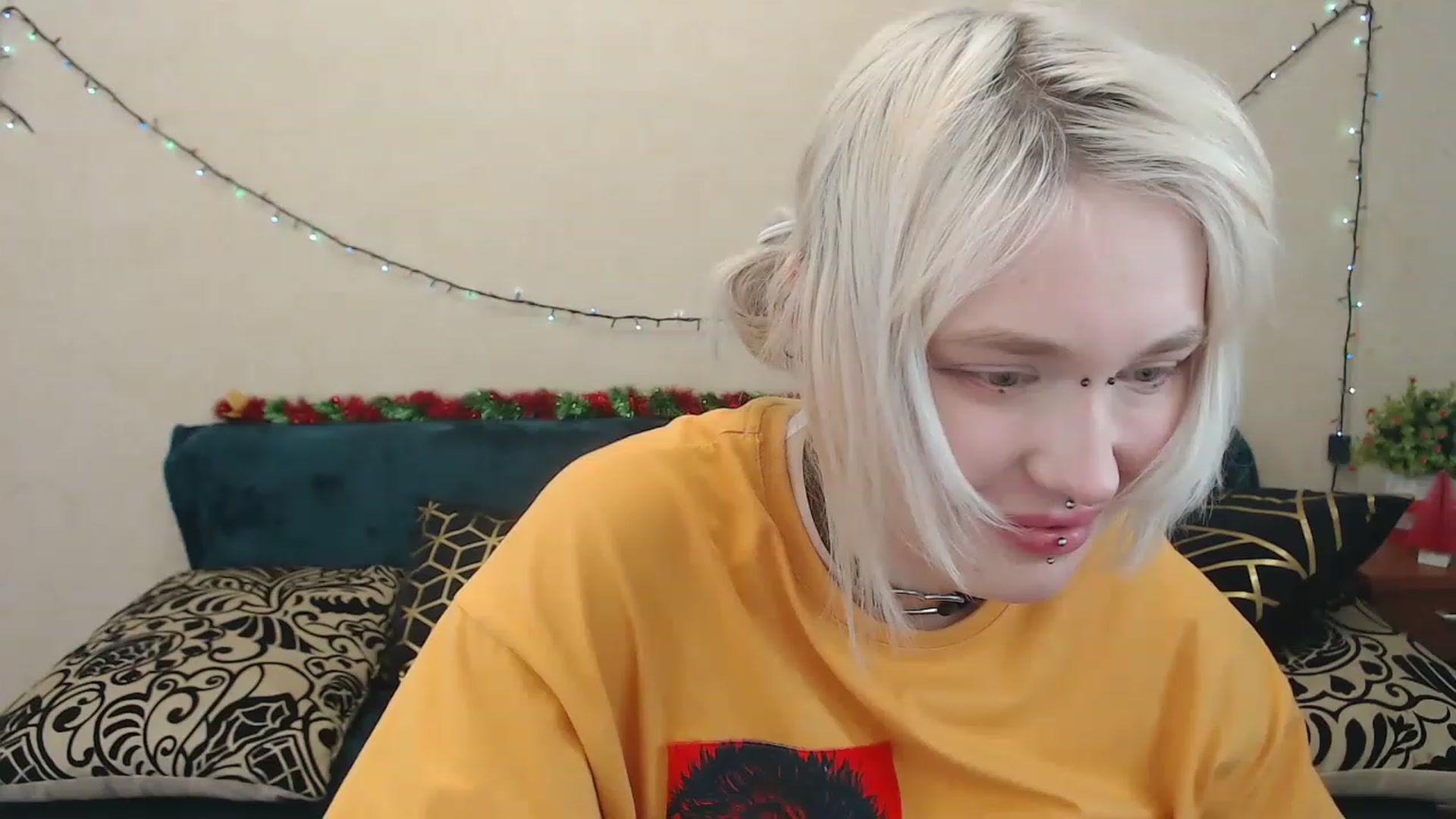 Gallery image thumbnail from Killinna's myfreecams stream on, 02/04/2023, 17:41 image 15 of 20