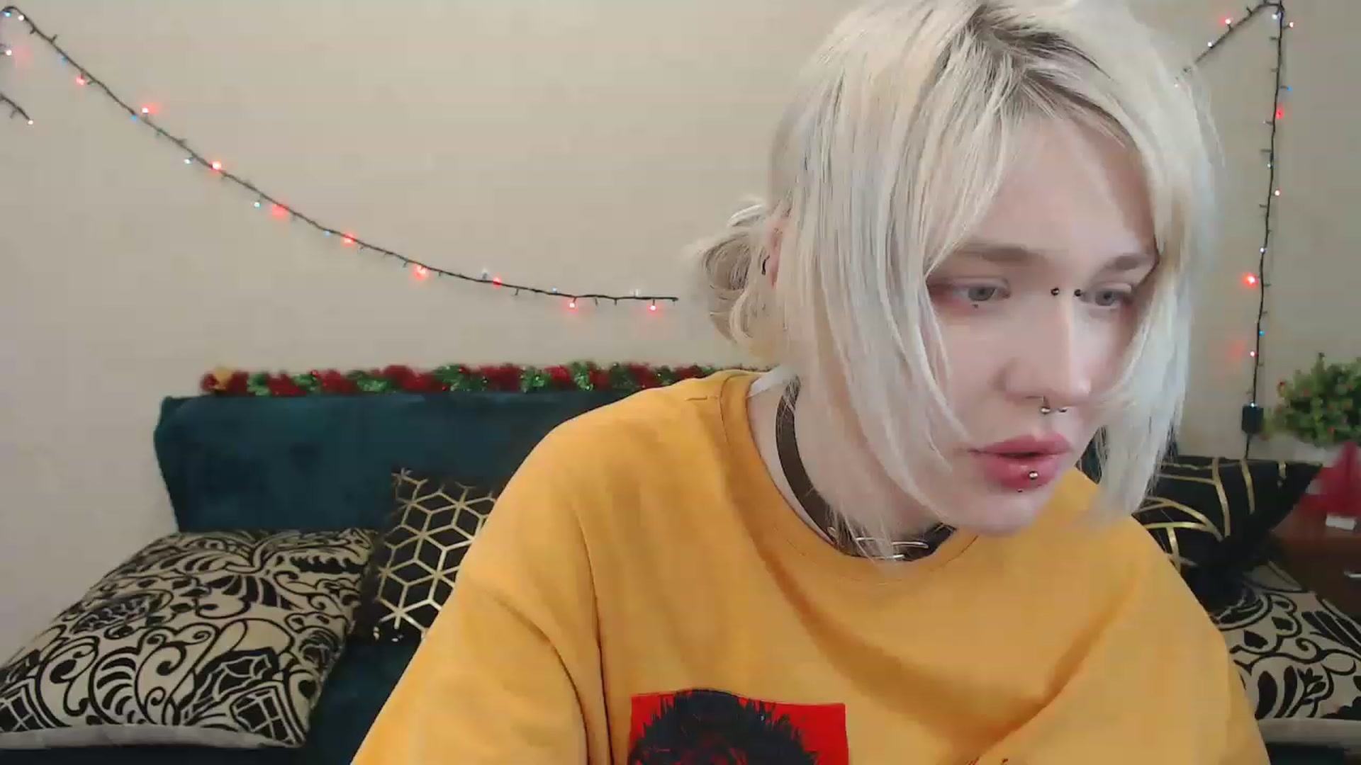 Gallery image thumbnail from Killinna's myfreecams stream on, 02/04/2023, 17:41 image 11 of 20