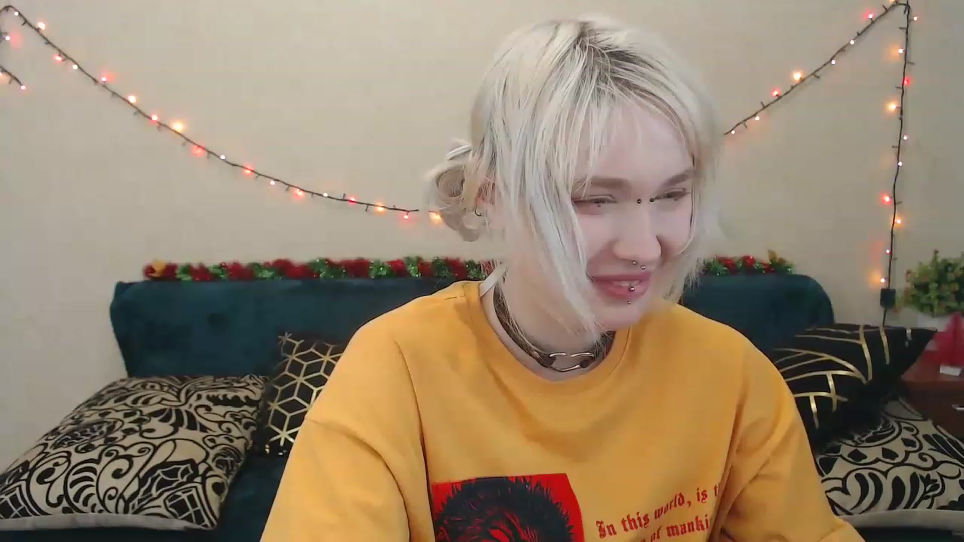 Gallery image thumbnail from Killinna's myfreecams stream on, 02/04/2023, 17:41 image 2 of 20