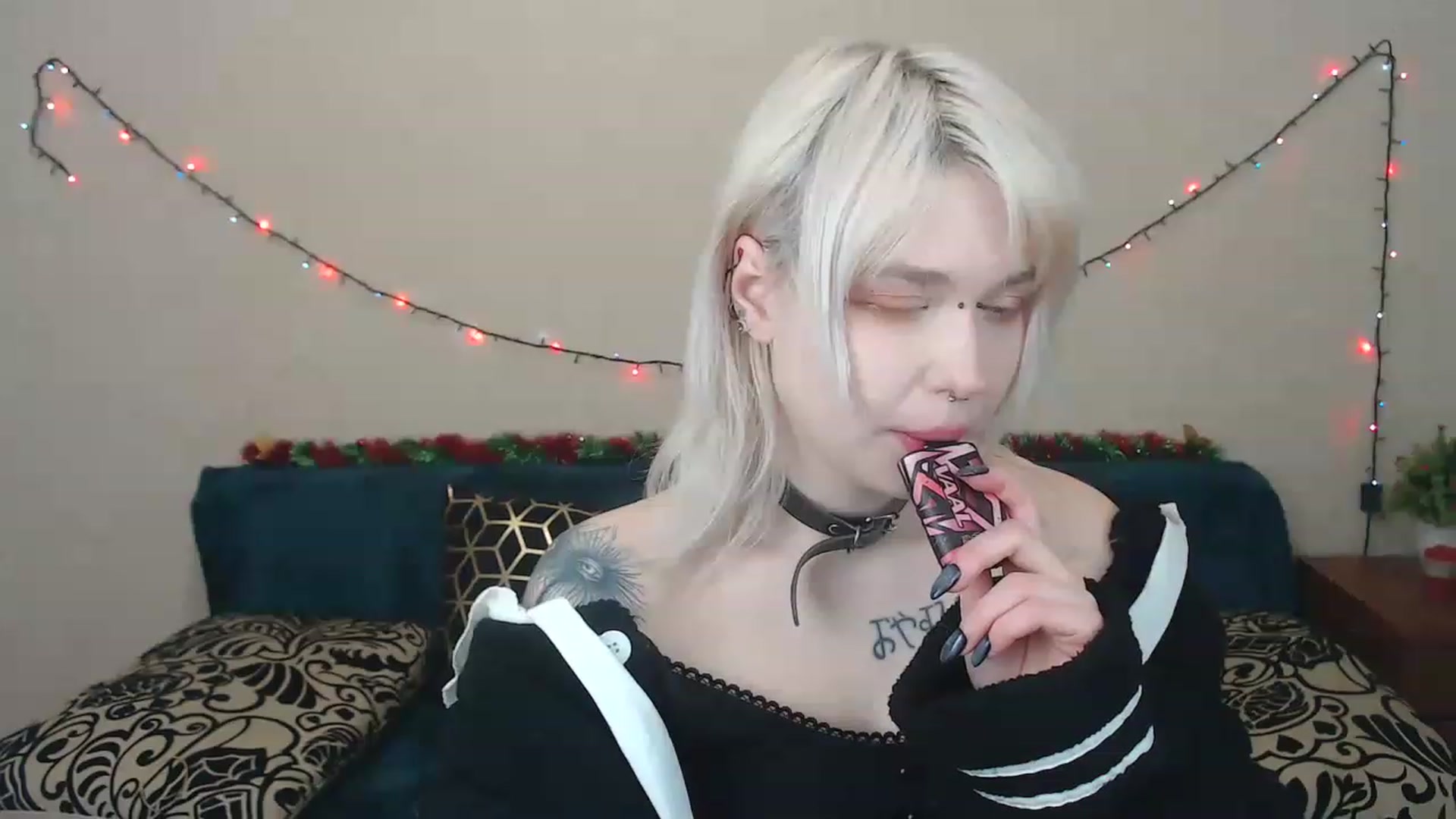 Gallery image thumbnail from Killinna's myfreecams stream on, 02/05/2023, 17:21 image 5 of 20