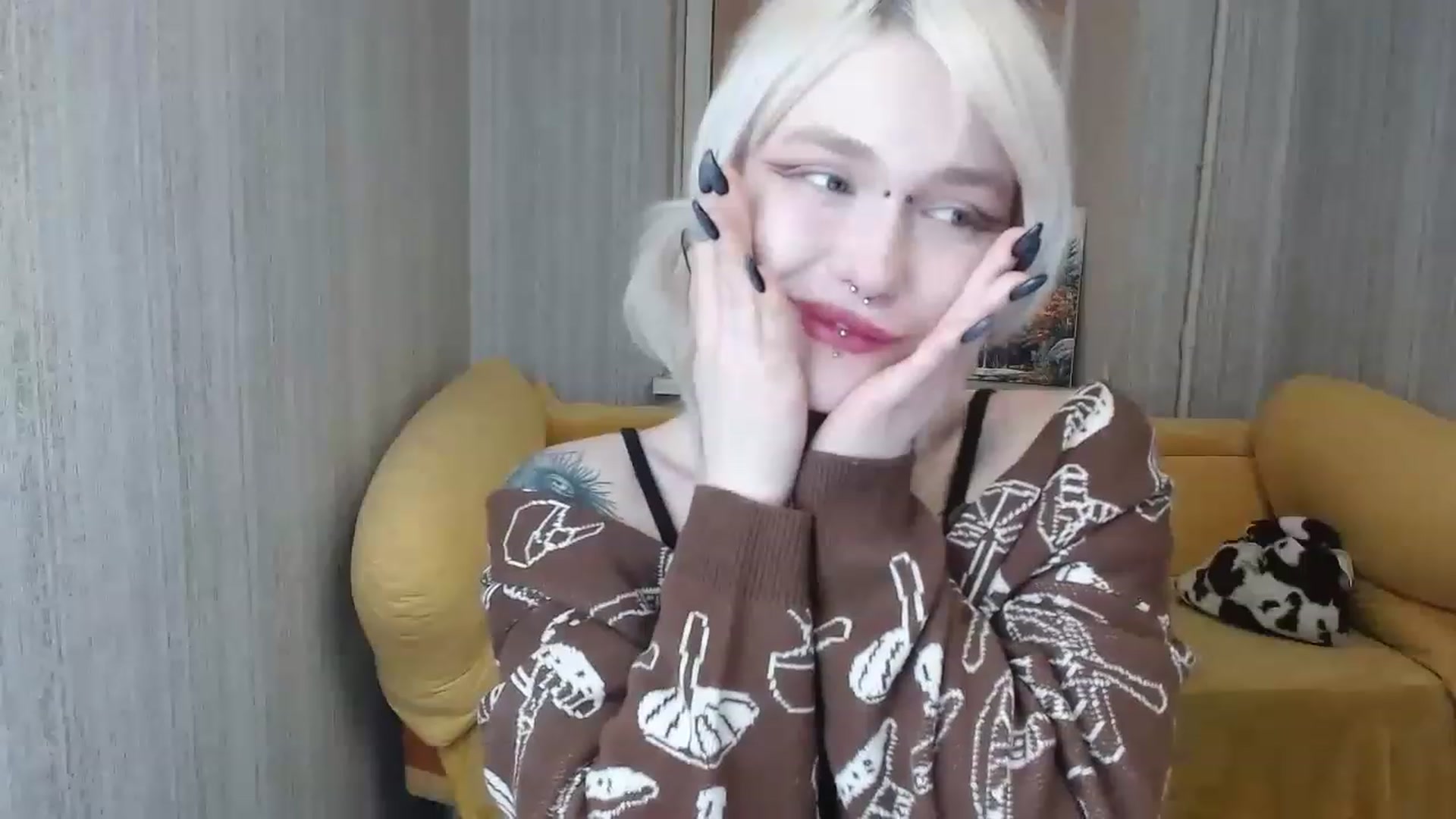 Gallery image thumbnail from Killinna's myfreecams stream on, 02/07/2023, 17:01 image 15 of 20