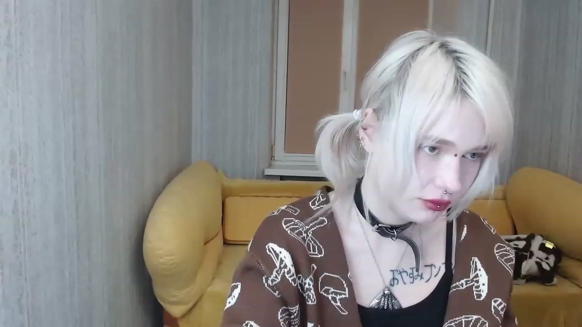 Gallery image thumbnail from Killinna's myfreecams stream on, 02/07/2023, 17:01 image 6 of 20