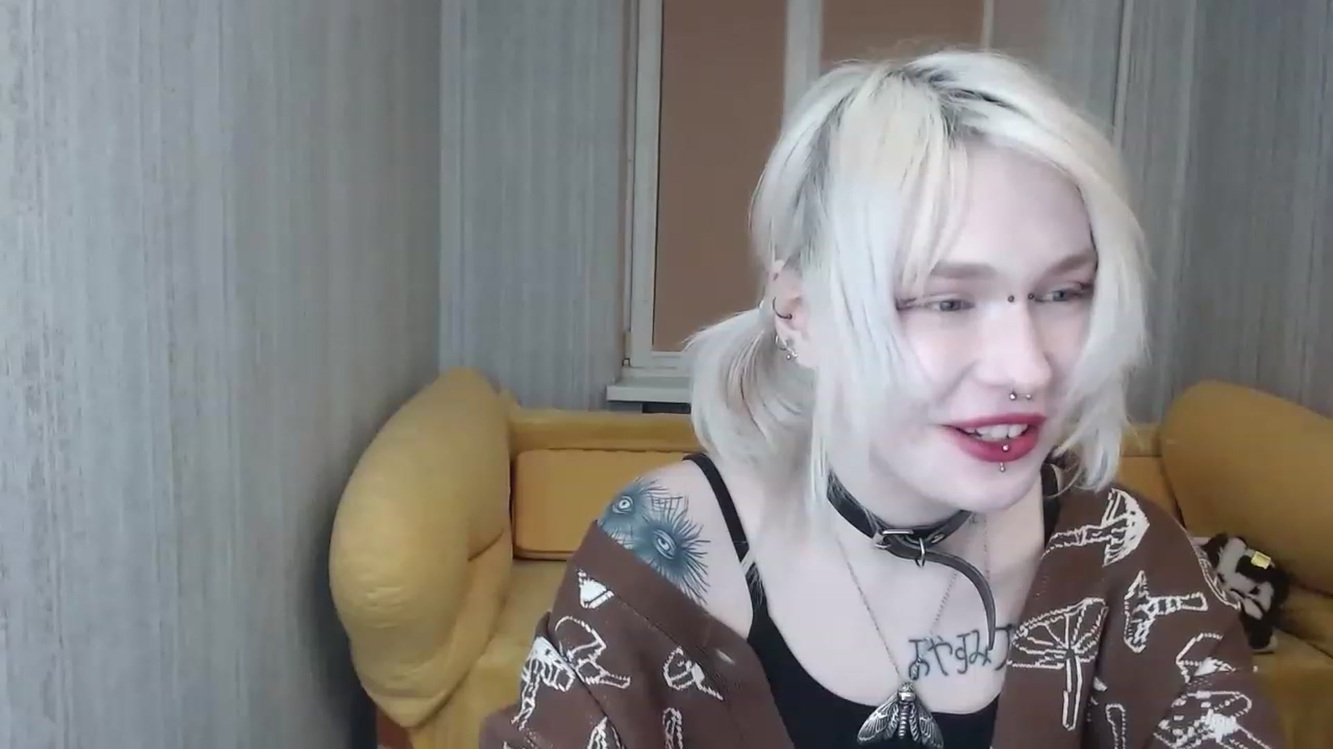 Gallery image thumbnail from Killinna's myfreecams stream on, 02/07/2023, 17:01 image 2 of 20