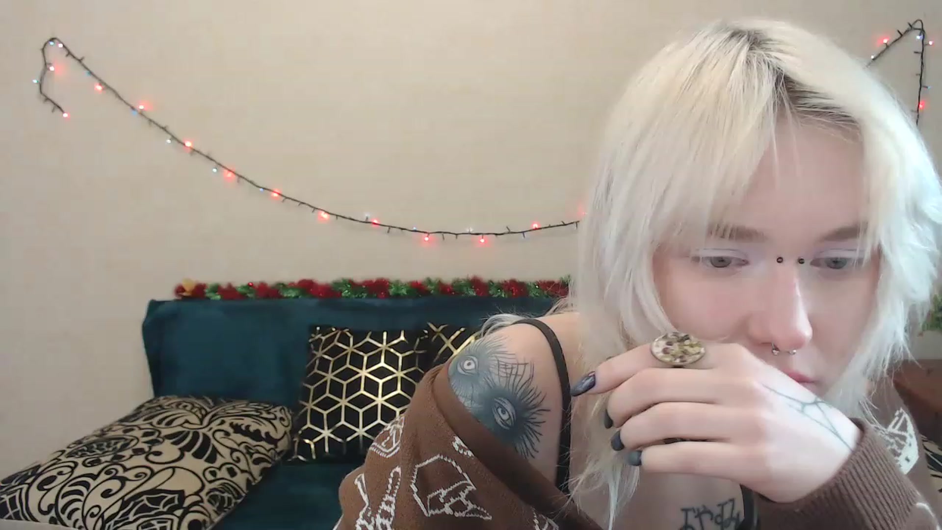 Gallery image thumbnail from Killinna's myfreecams stream on, 02/09/2023, 15:45 image 2 of 20