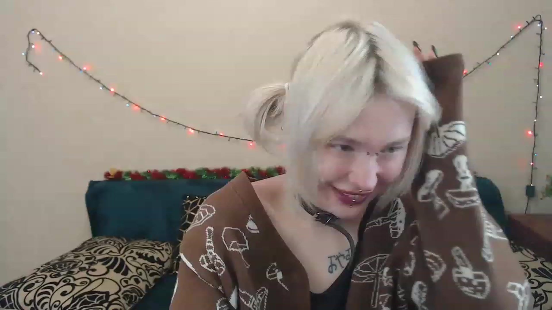 Gallery image thumbnail from Killinna's myfreecams stream on, 02/09/2023, 17:28 image 15 of 20