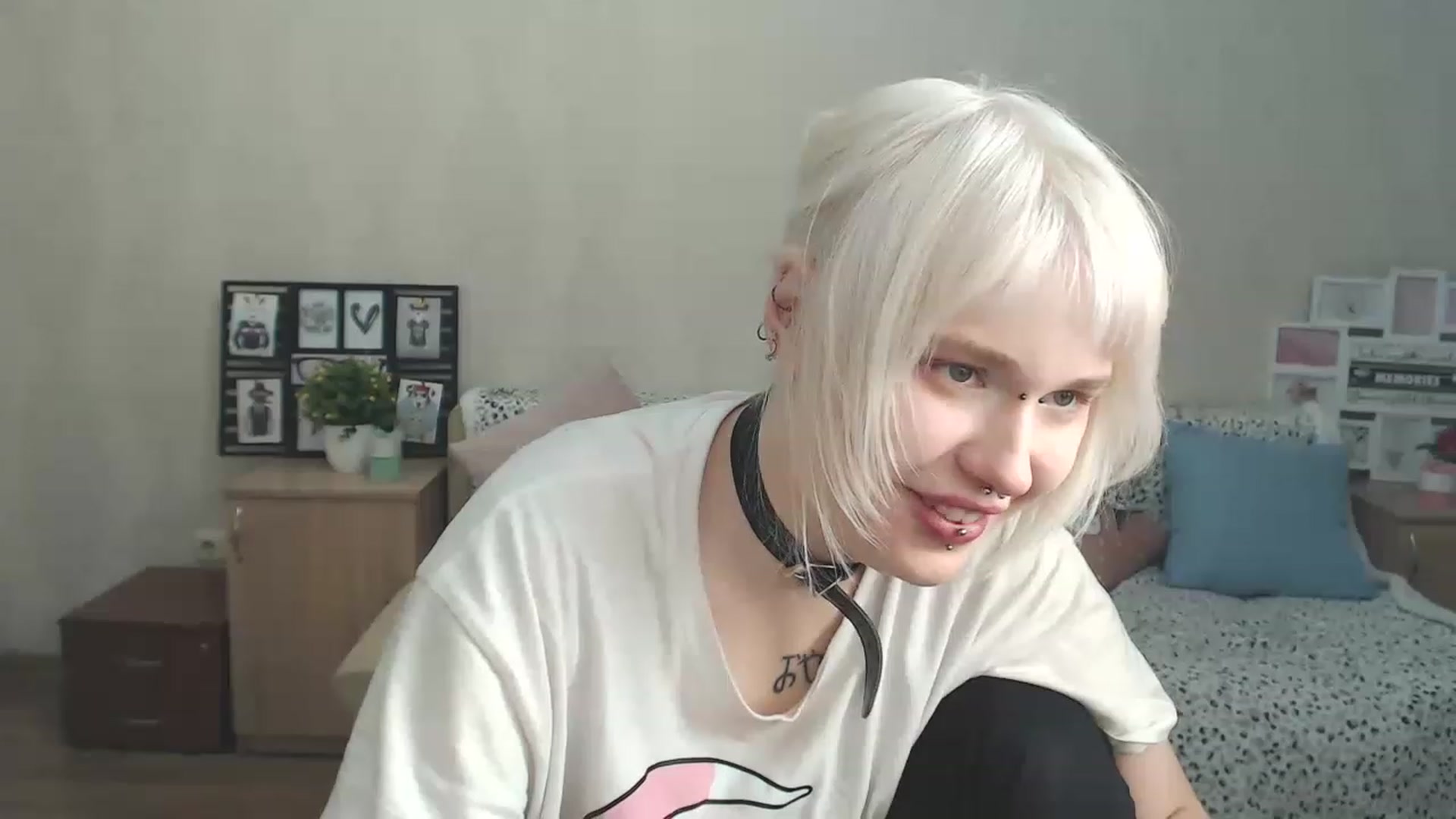 Gallery image thumbnail from Killinna's myfreecams stream on, 02/11/2023, 18:16 image 10 of 20